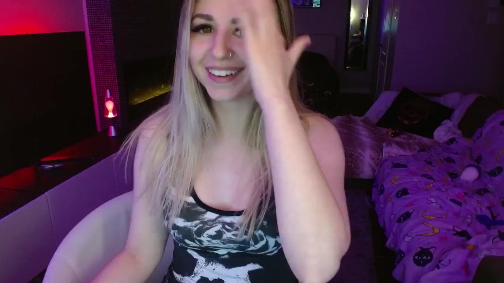 Gallery image thumbnail from Serafina's myfreecams stream on, 05/16/2024, 02:57 image 19 of 20