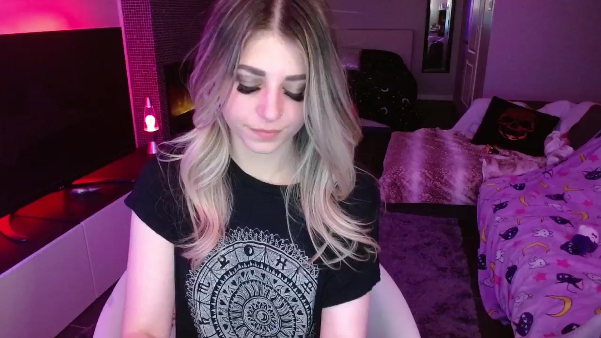 Gallery image thumbnail from Serafina's myfreecams stream on, 05/20/2024, 05:32 image 16 of 20