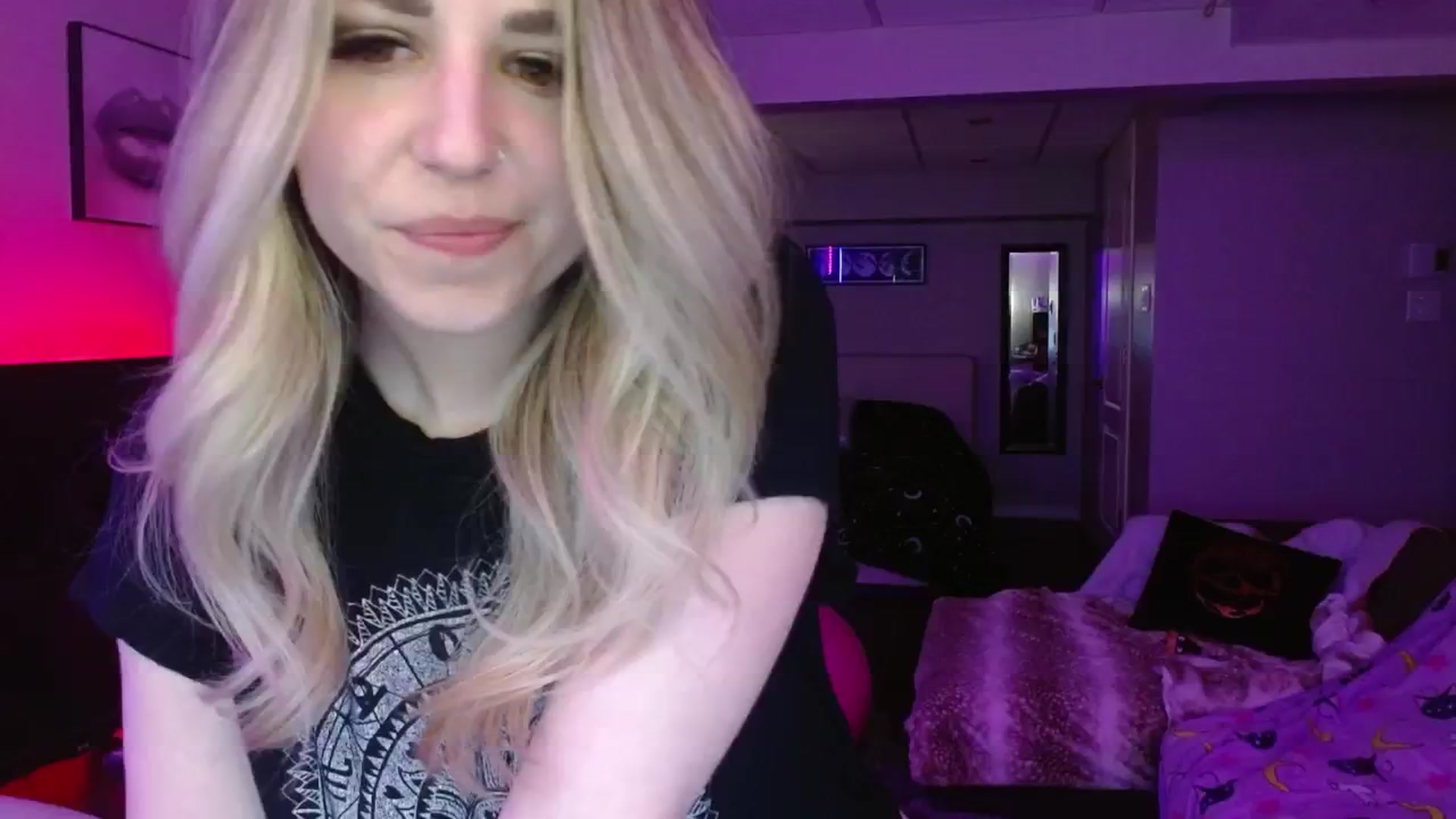 Gallery image thumbnail from Serafina's myfreecams stream on, 05/20/2024, 05:32 image 3 of 20