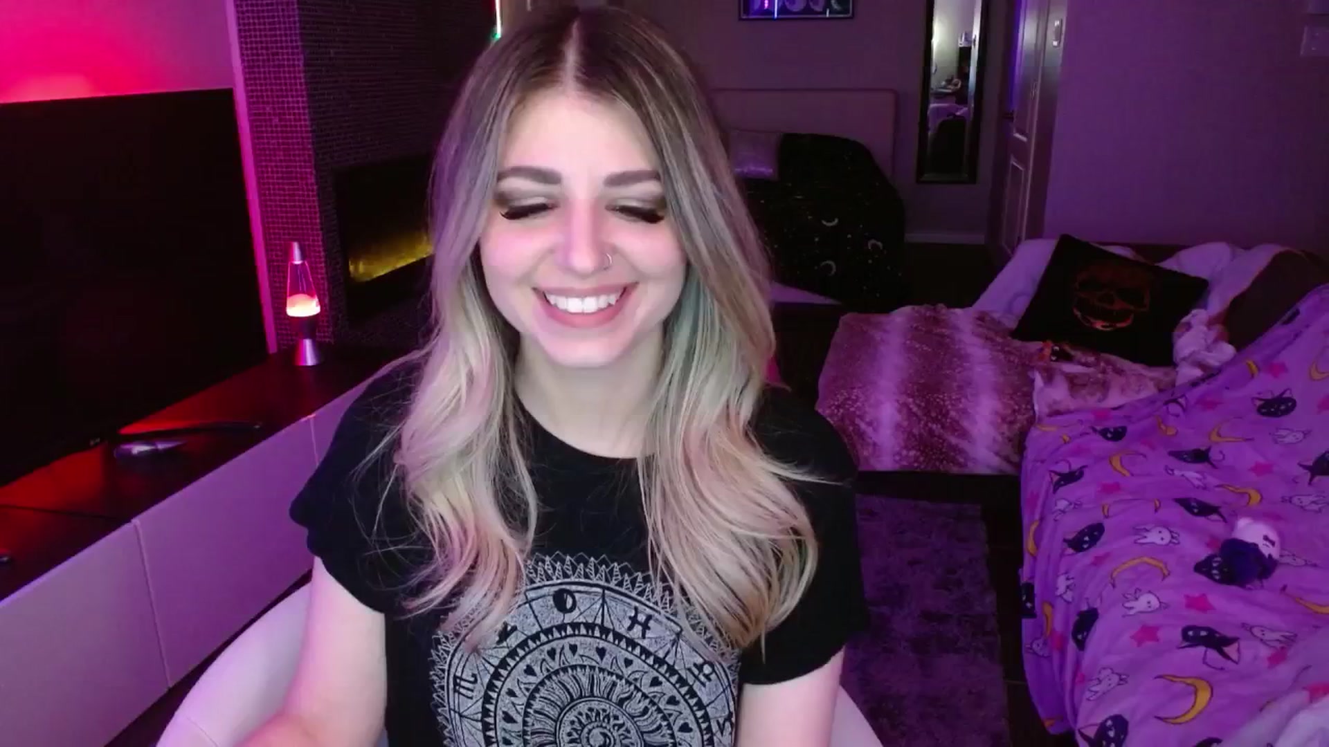 Gallery image thumbnail from Serafina's myfreecams stream on, 05/20/2024, 05:32 image 8 of 20