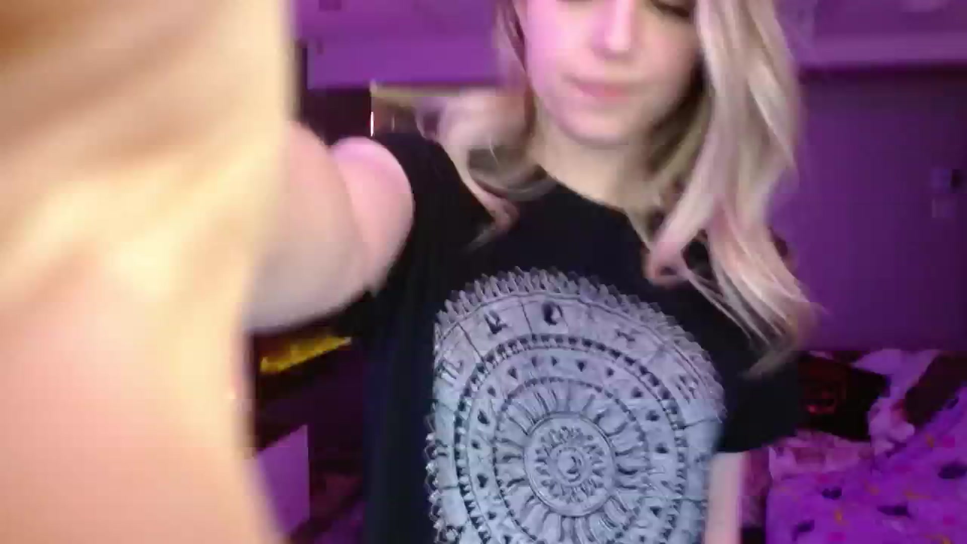 Gallery image thumbnail from Serafina's myfreecams stream on, 05/20/2024, 05:32 image 12 of 20