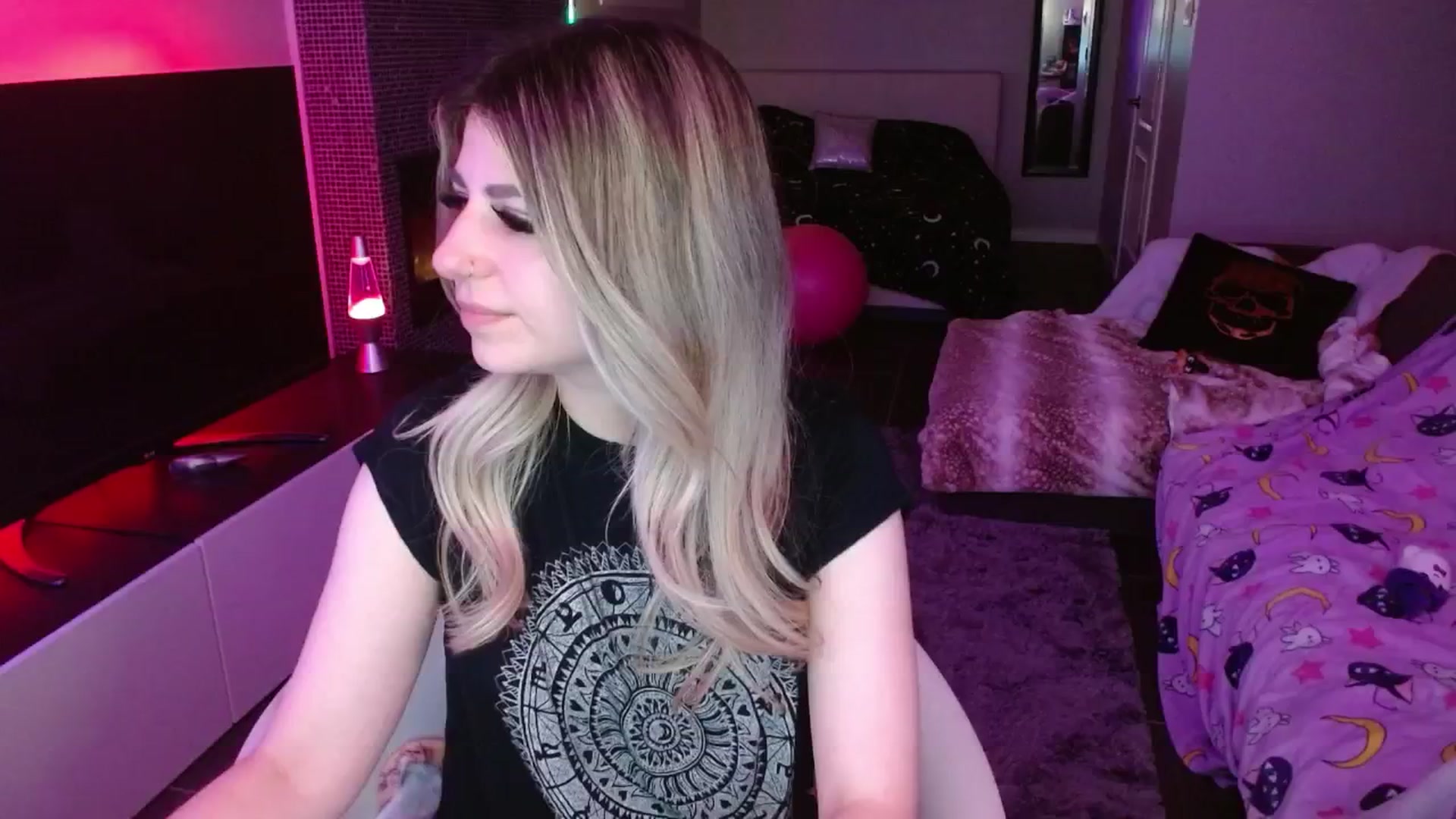 Gallery image thumbnail from Serafina's myfreecams stream on, 05/20/2024, 05:32 image 20 of 20