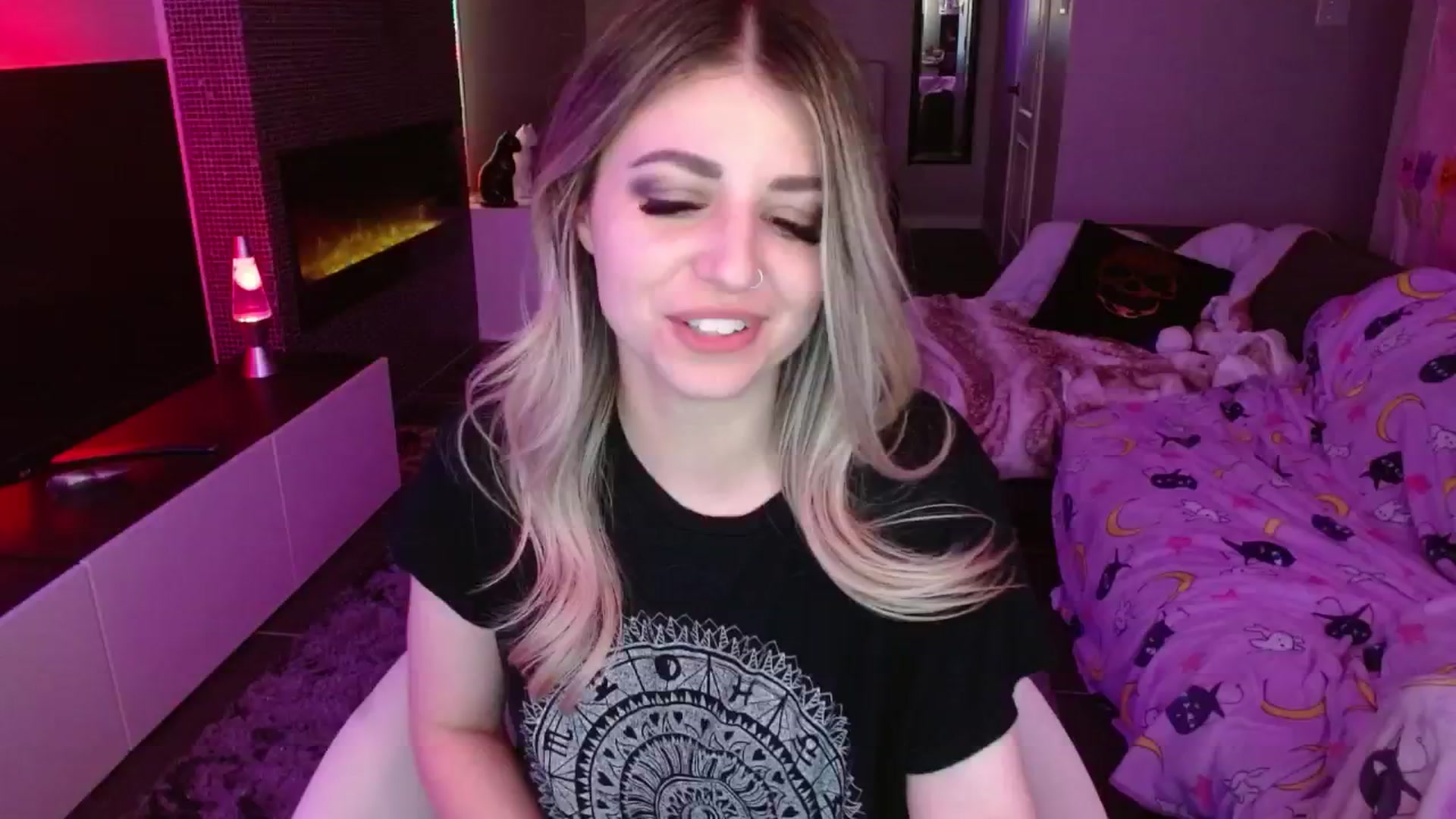 Gallery image thumbnail from Serafina's myfreecams stream on, 05/20/2024, 07:34 image 20 of 20
