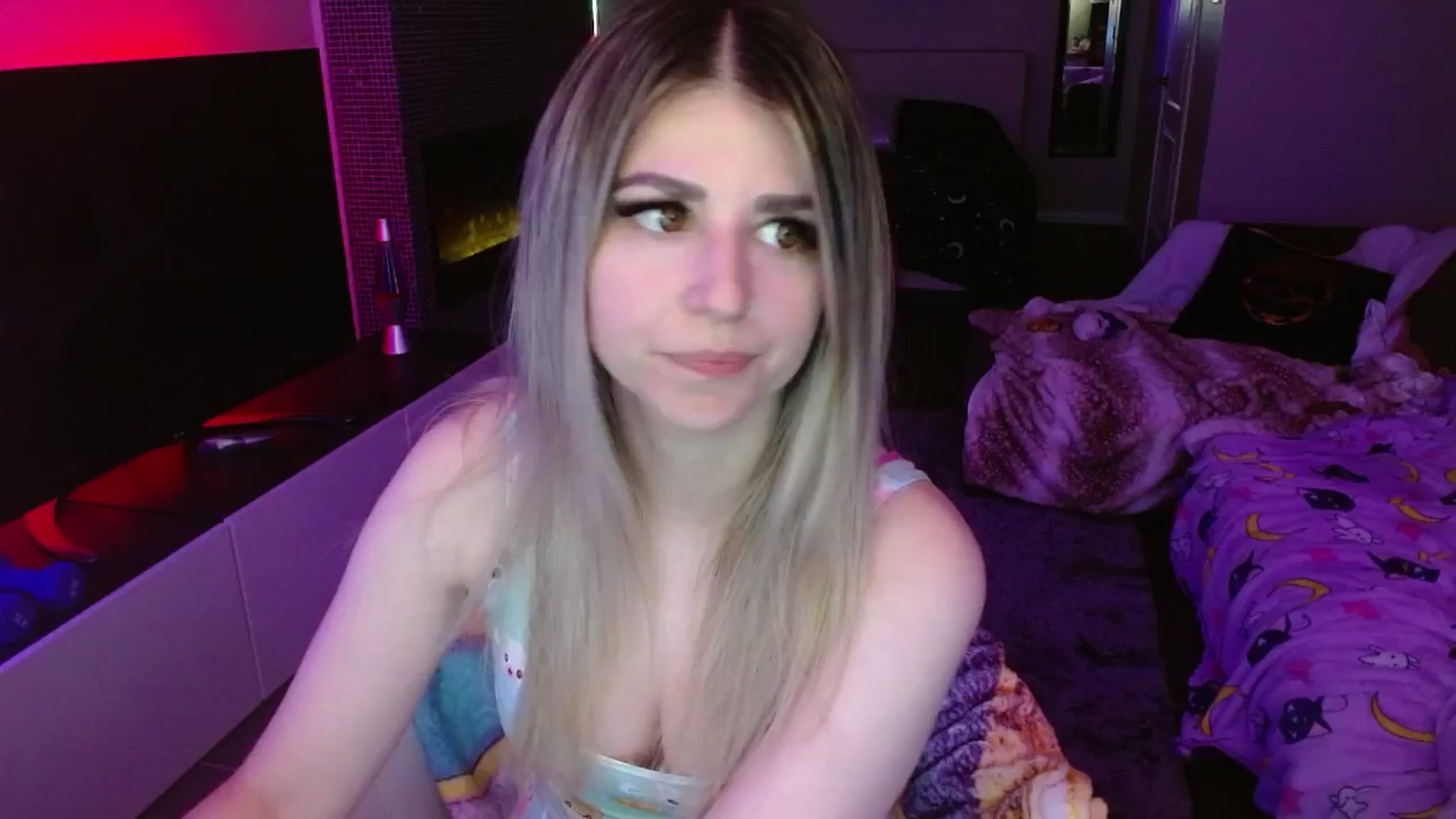 Gallery image thumbnail from Serafina's myfreecams stream on, 05/22/2024, 03:14 image 11 of 20