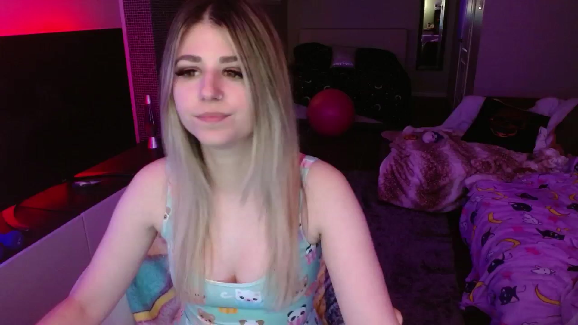 Gallery image thumbnail from Serafina's myfreecams stream on, 05/22/2024, 03:14 image 5 of 20