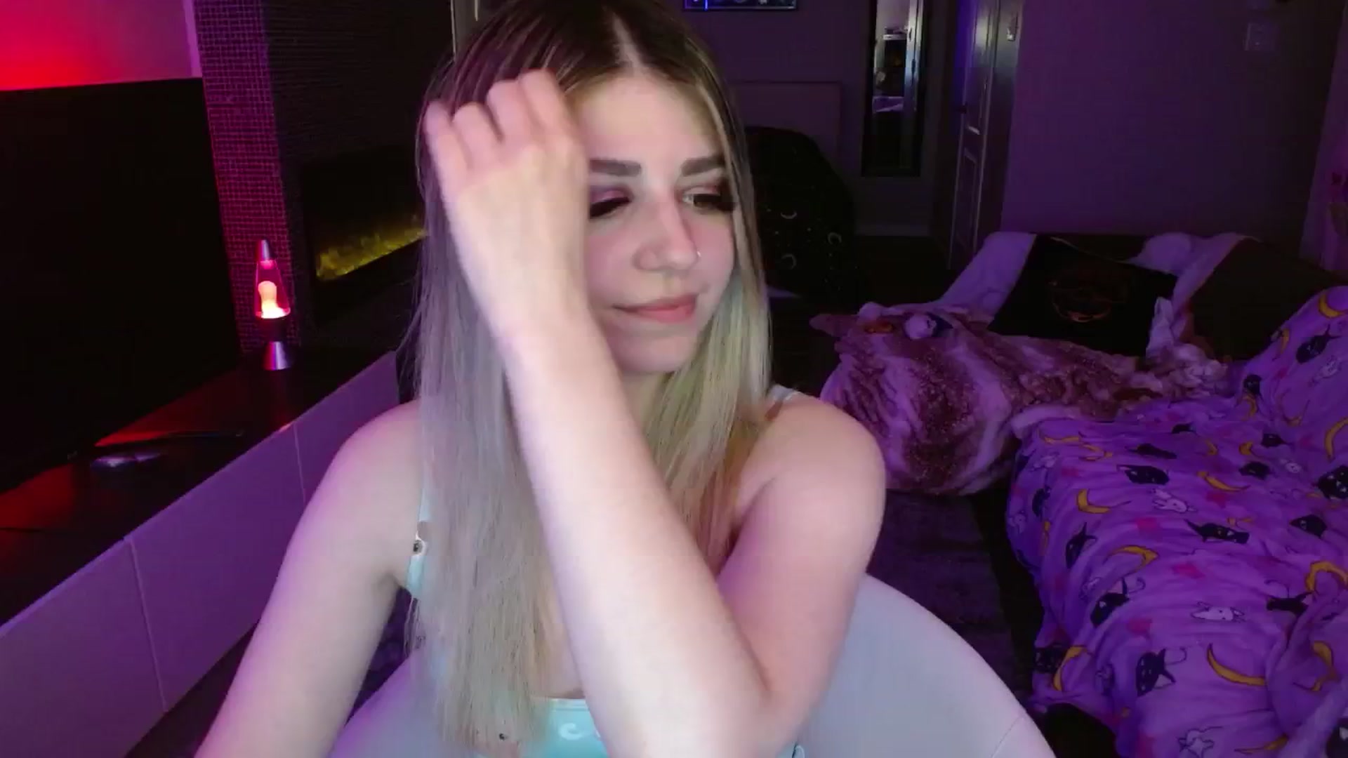 Gallery image thumbnail from Serafina's myfreecams stream on, 05/22/2024, 05:56 image 16 of 20