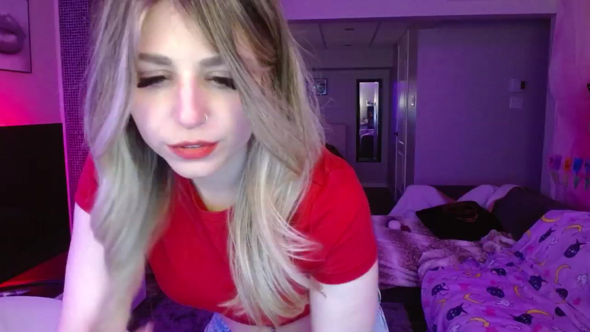 Gallery image thumbnail from Serafina's myfreecams stream on, 05/24/2024, 06:56 image 15 of 20