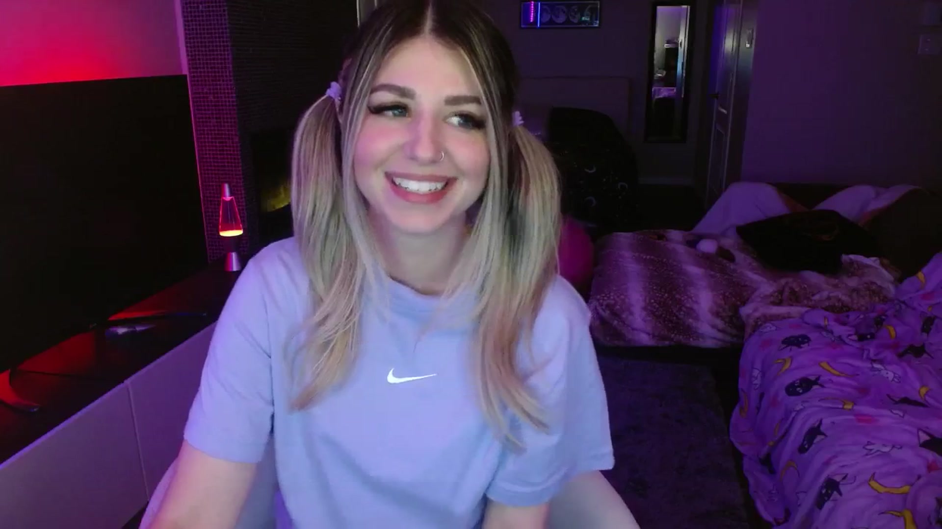 Gallery image thumbnail from Serafina's myfreecams stream on, 05/27/2024, 06:00 image 9 of 20