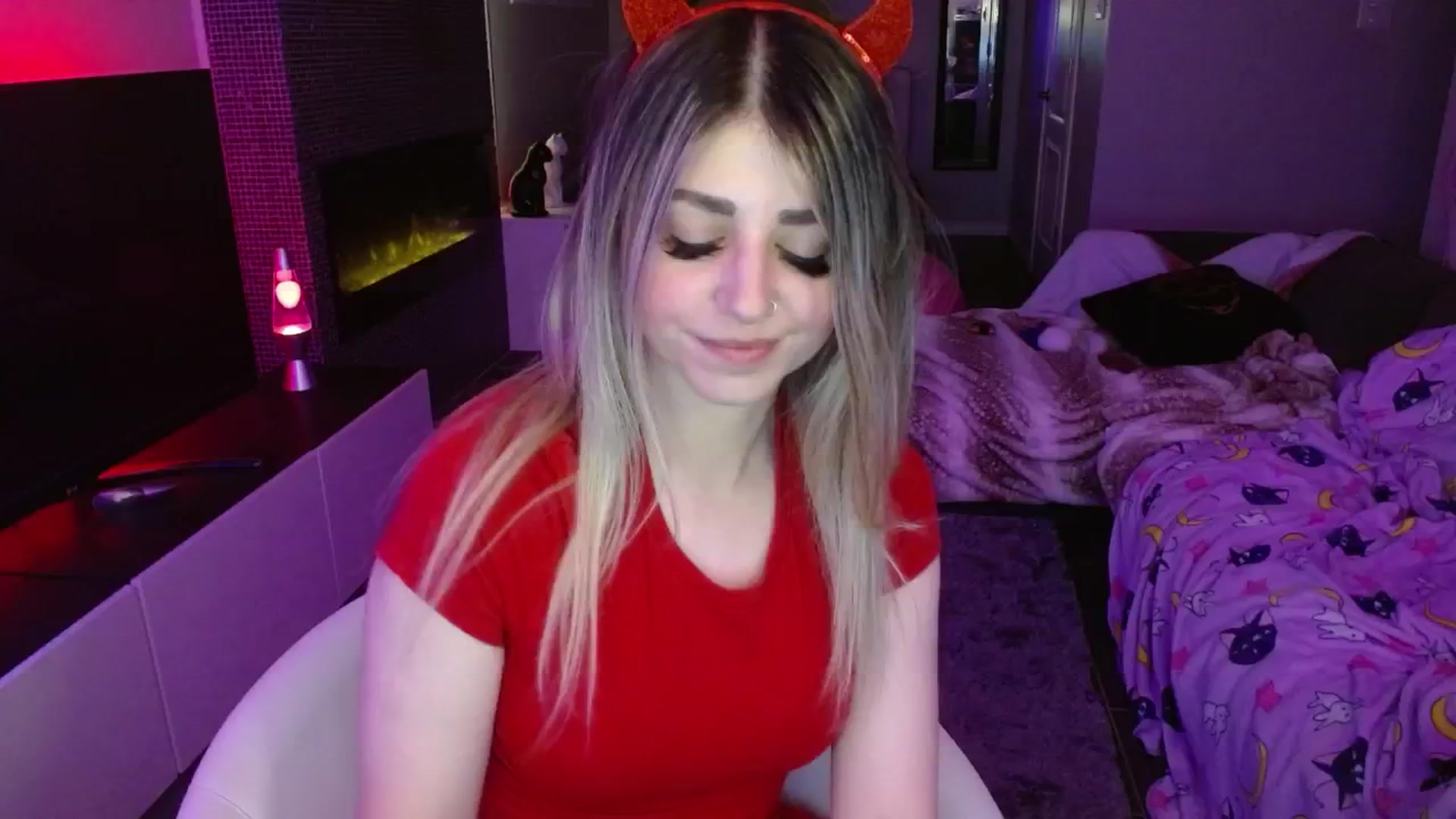 Gallery image thumbnail from Serafina's myfreecams stream on, 05/29/2024, 04:30 image 7 of 20