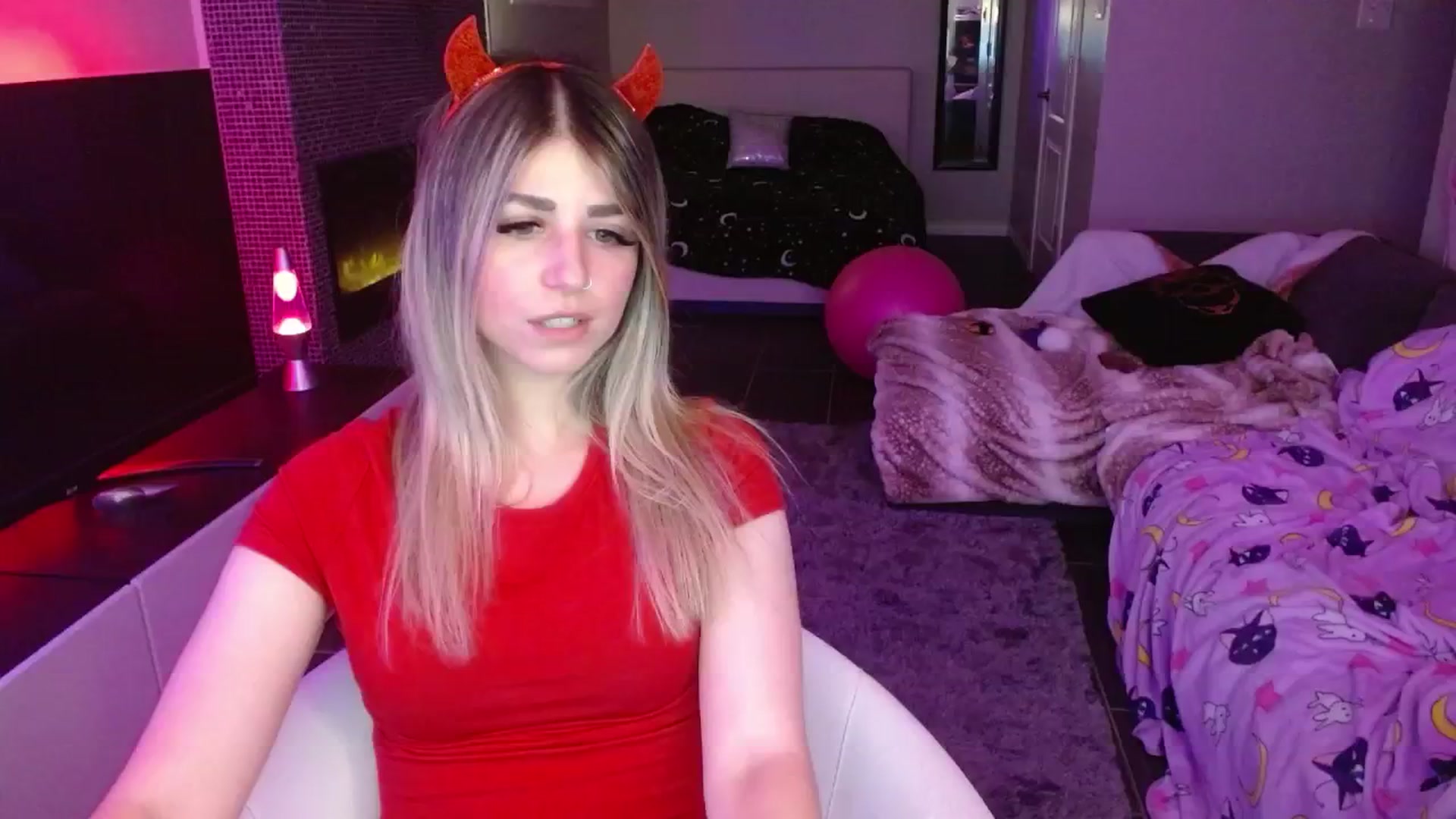 Gallery image thumbnail from Serafina's myfreecams stream on, 05/29/2024, 04:30 image 14 of 20