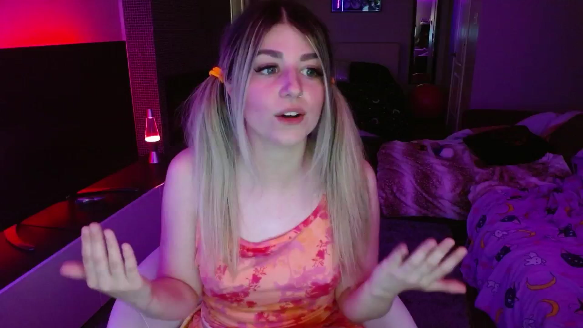 Gallery image thumbnail from Serafina's myfreecams stream on, 06/03/2024, 02:30 image 14 of 20