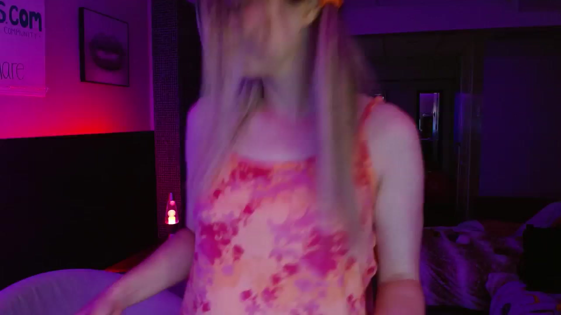 Gallery image thumbnail from Serafina's myfreecams stream on, 06/03/2024, 06:03 image 12 of 20