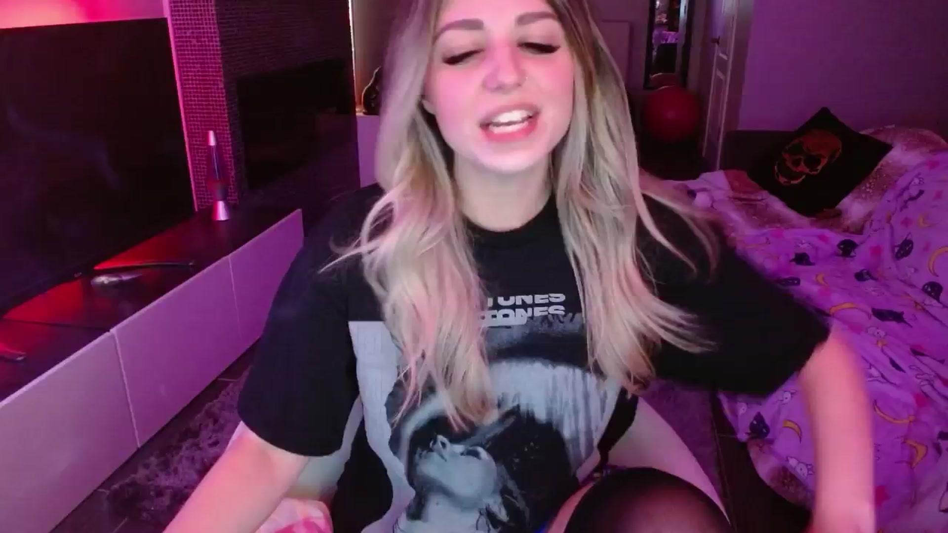 Gallery image thumbnail from Serafina's myfreecams stream on, 06/07/2024, 03:34 image 8 of 20