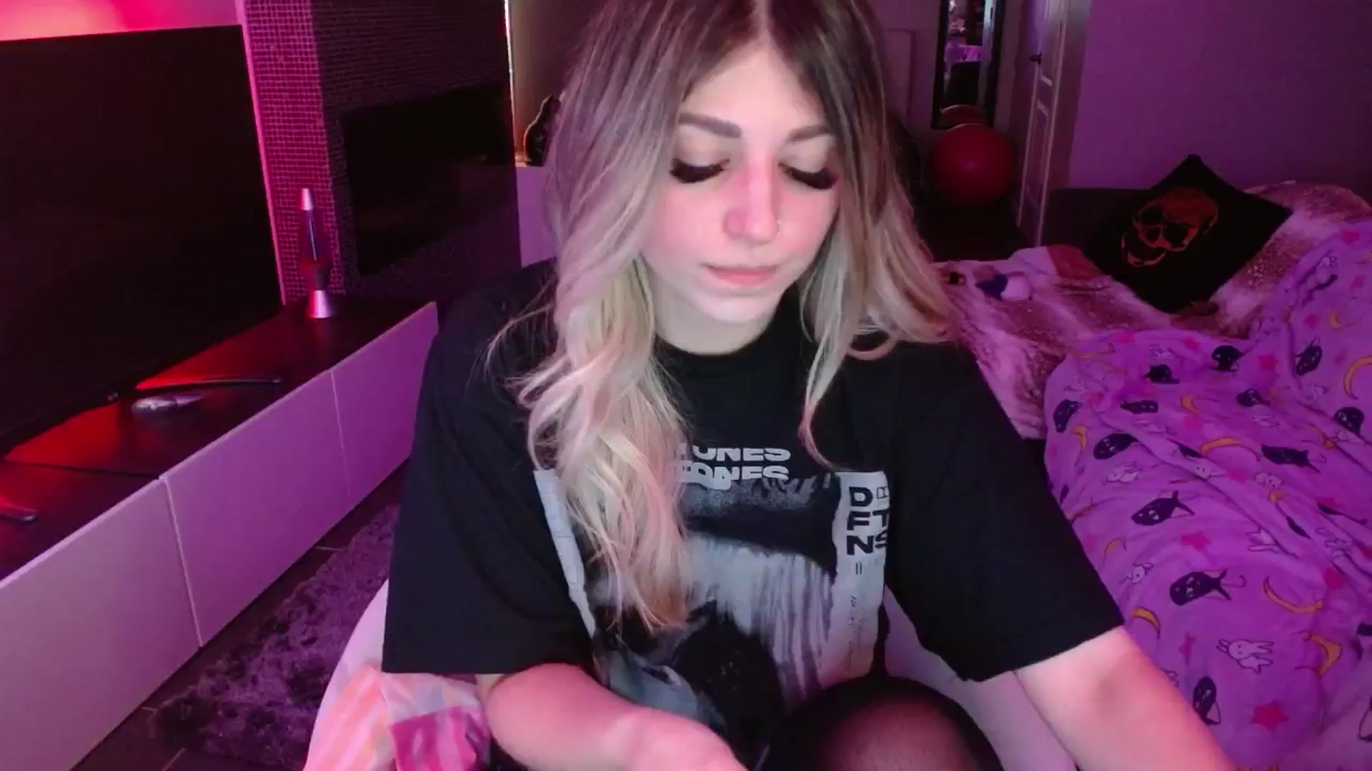 Gallery image thumbnail from Serafina's myfreecams stream on, 06/07/2024, 03:34 image 9 of 20