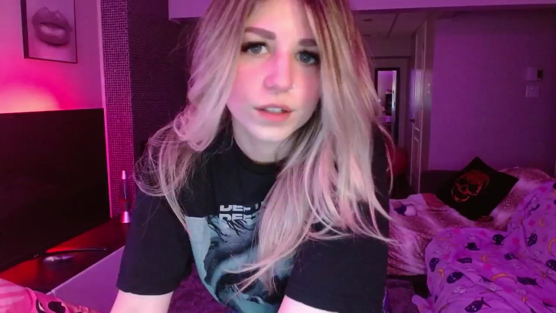 Gallery image thumbnail from Serafina's myfreecams stream on, 06/07/2024, 03:34 image 5 of 20