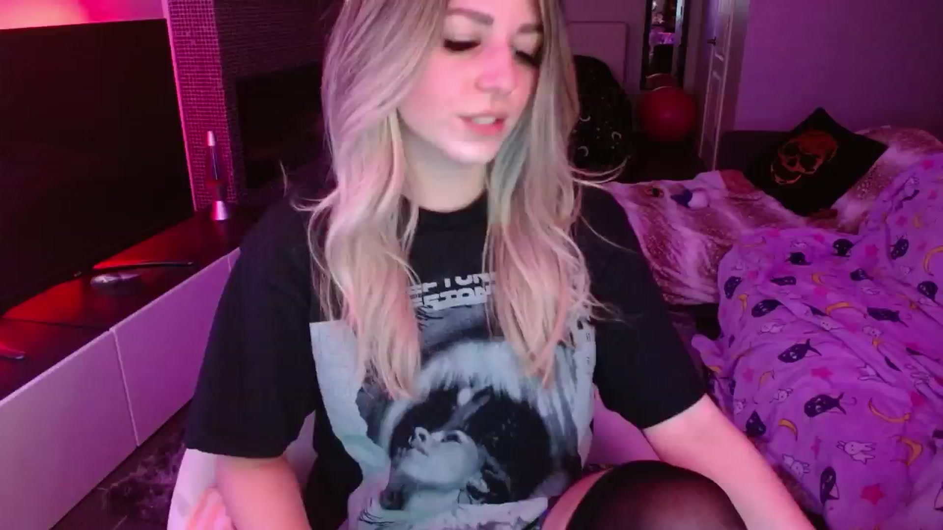 Gallery image thumbnail from Serafina's myfreecams stream on, 06/07/2024, 03:34 image 7 of 20