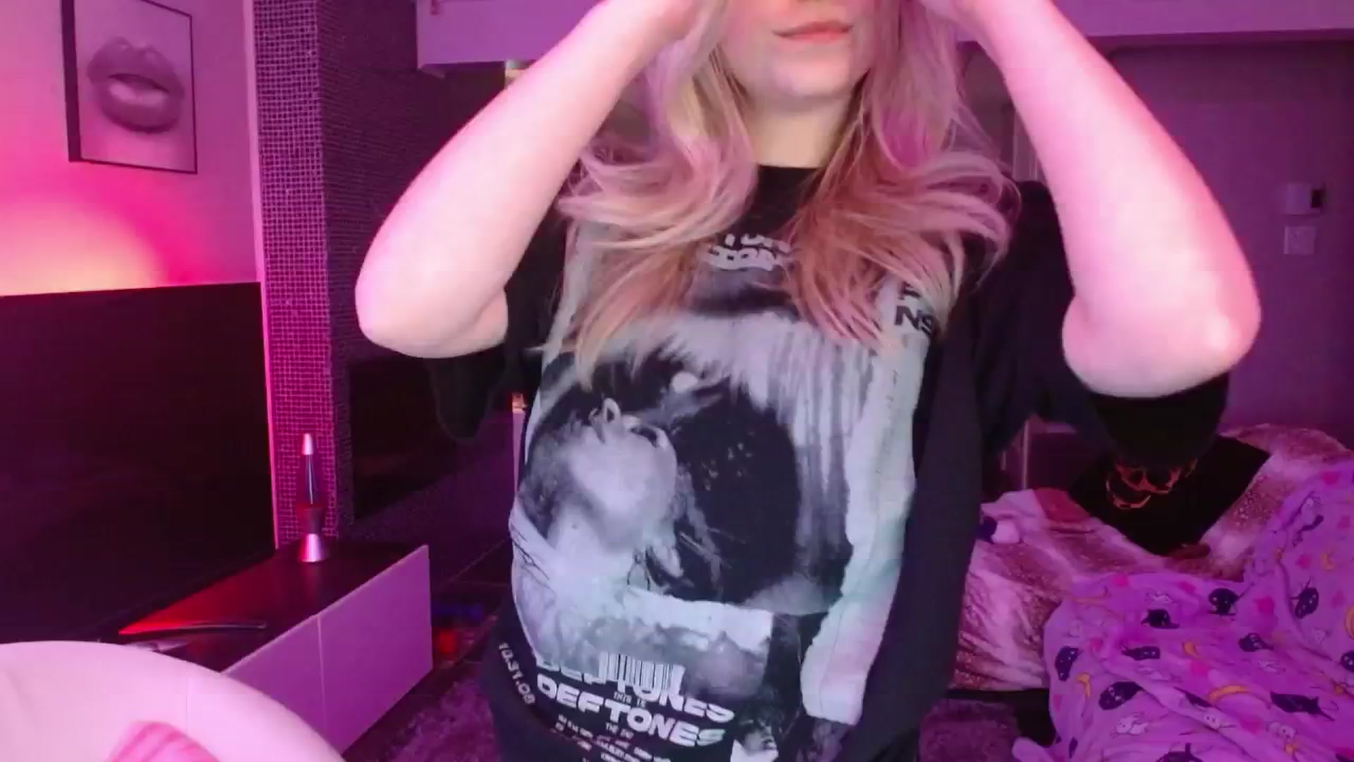 Gallery image thumbnail from Serafina's myfreecams stream on, 06/07/2024, 03:34 image 20 of 20