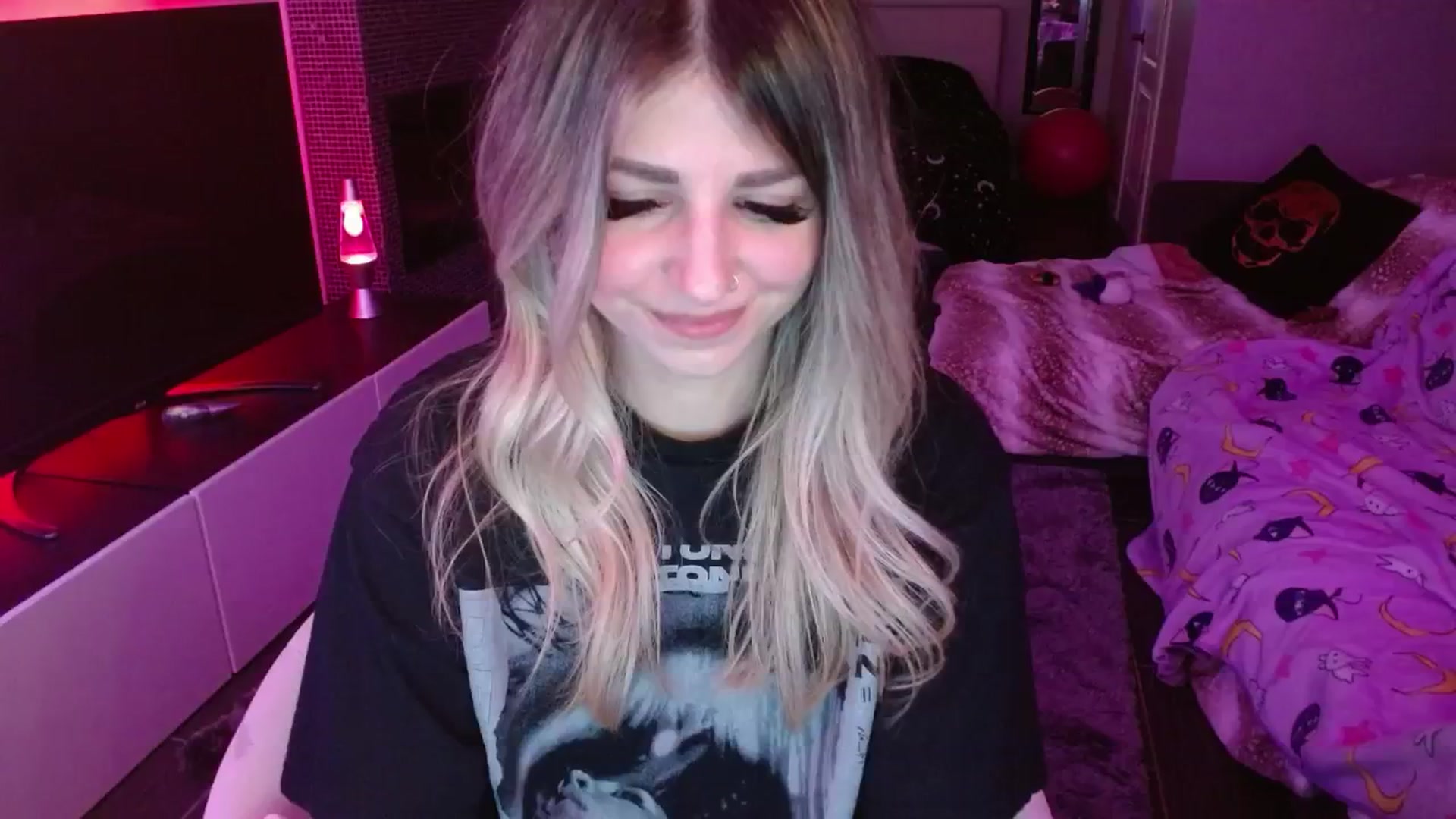 Gallery image thumbnail from Serafina's myfreecams stream on, 06/07/2024, 06:11 image 17 of 20