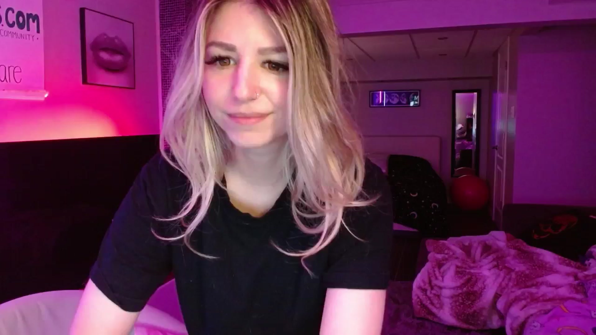 Gallery image thumbnail from Serafina's myfreecams stream on, 06/09/2024, 03:11 image 2 of 20