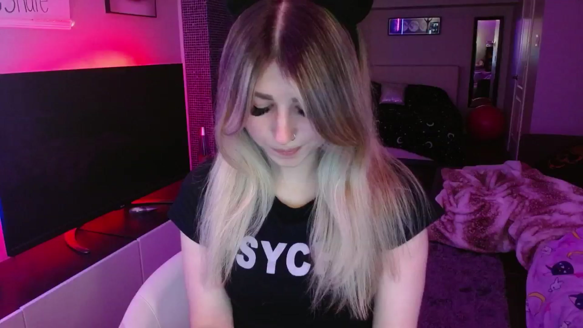 Gallery image thumbnail from Serafina's myfreecams stream on, 06/10/2024, 01:12 image 8 of 20