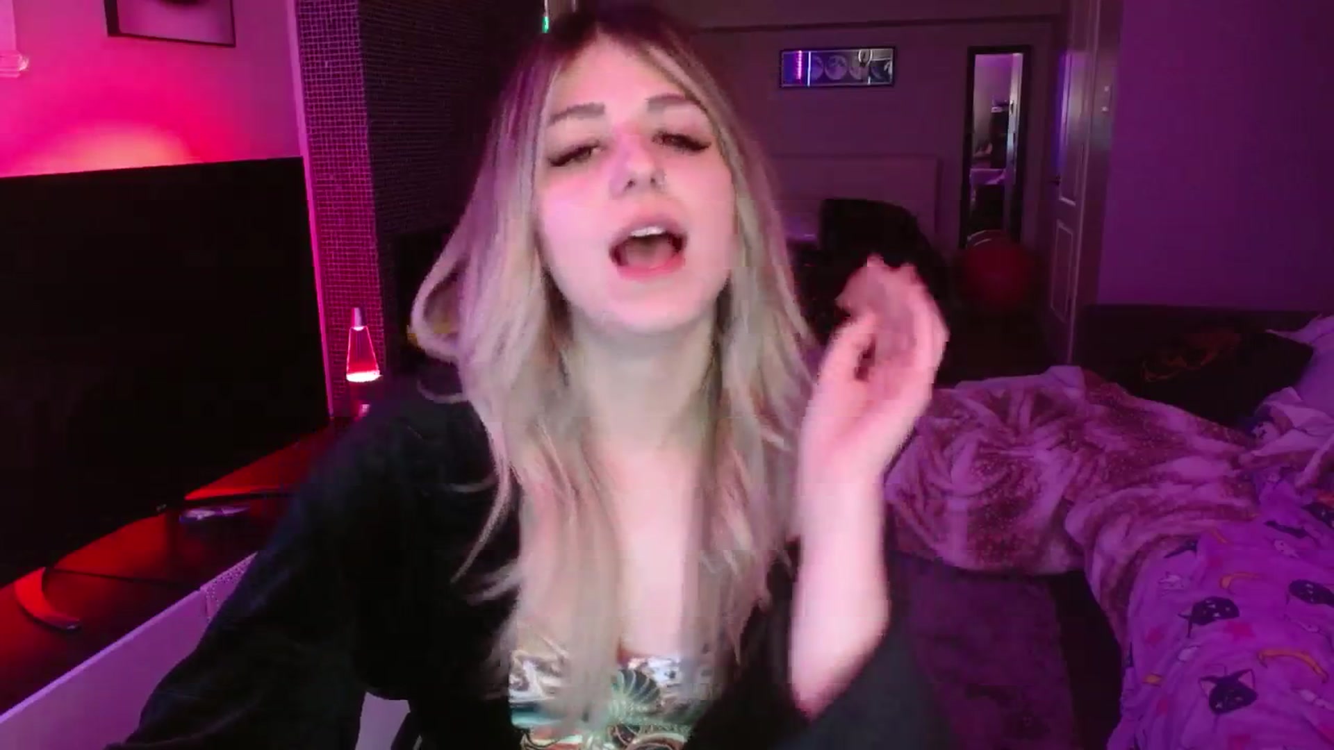Gallery image thumbnail from Serafina's myfreecams stream on, 06/12/2024, 05:06 image 4 of 20