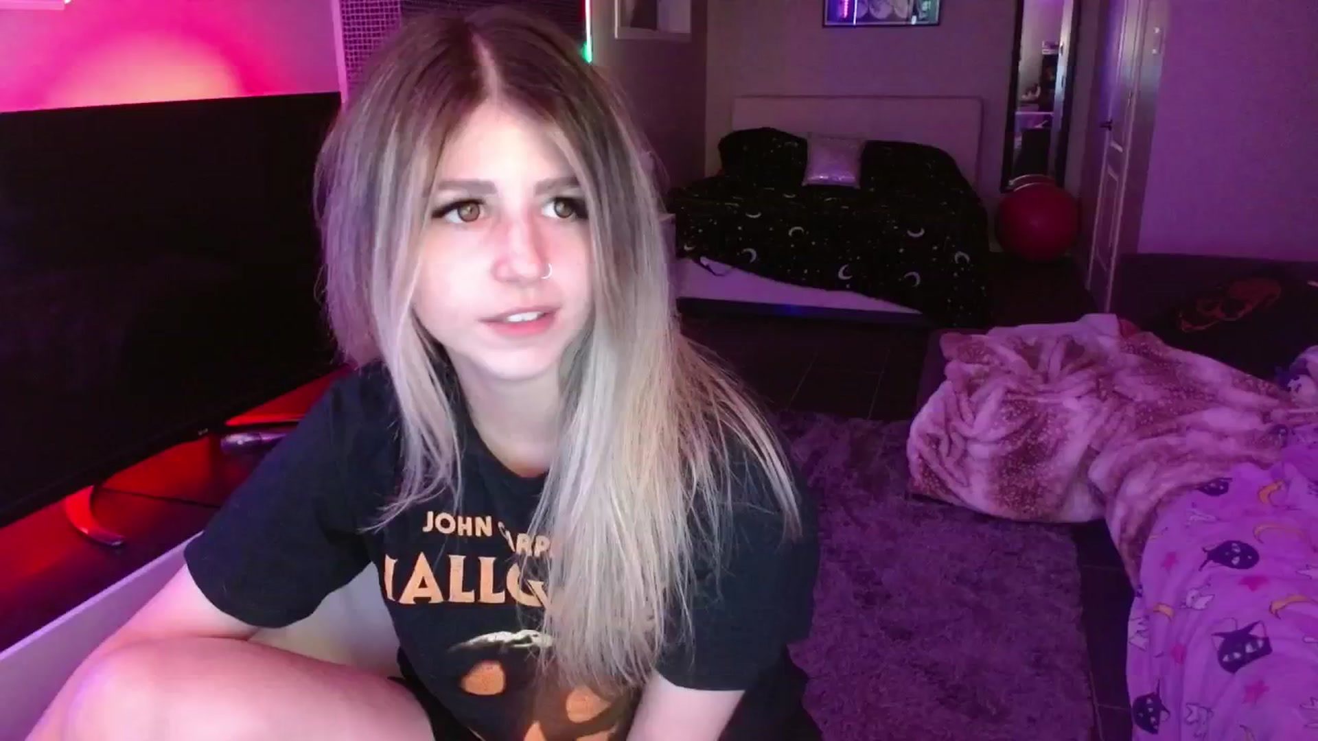 Gallery image thumbnail from Serafina's myfreecams stream on, 06/14/2024, 04:42 image 4 of 20