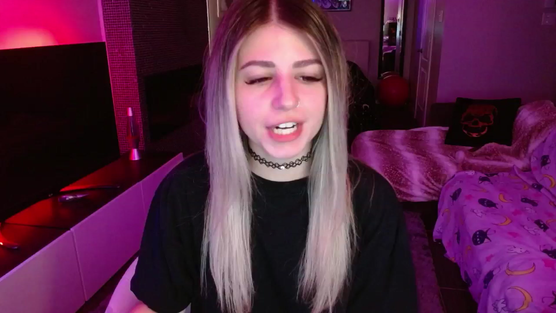 Gallery image thumbnail from Serafina's myfreecams stream on, 06/19/2024, 03:52 image 3 of 20
