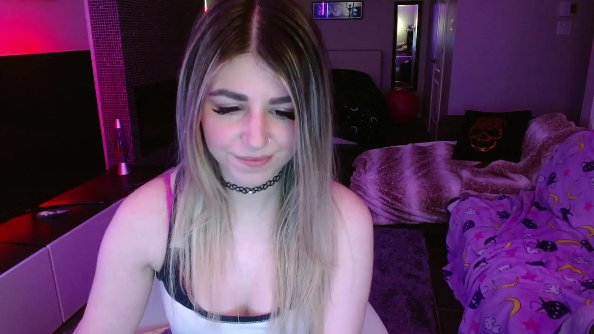 Gallery image thumbnail from Serafina's myfreecams stream on, 06/21/2024, 04:47 image 14 of 20