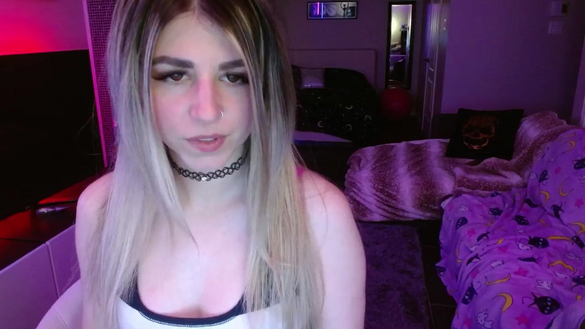 Gallery image thumbnail from Serafina's myfreecams stream on, 06/21/2024, 04:47 image 12 of 20