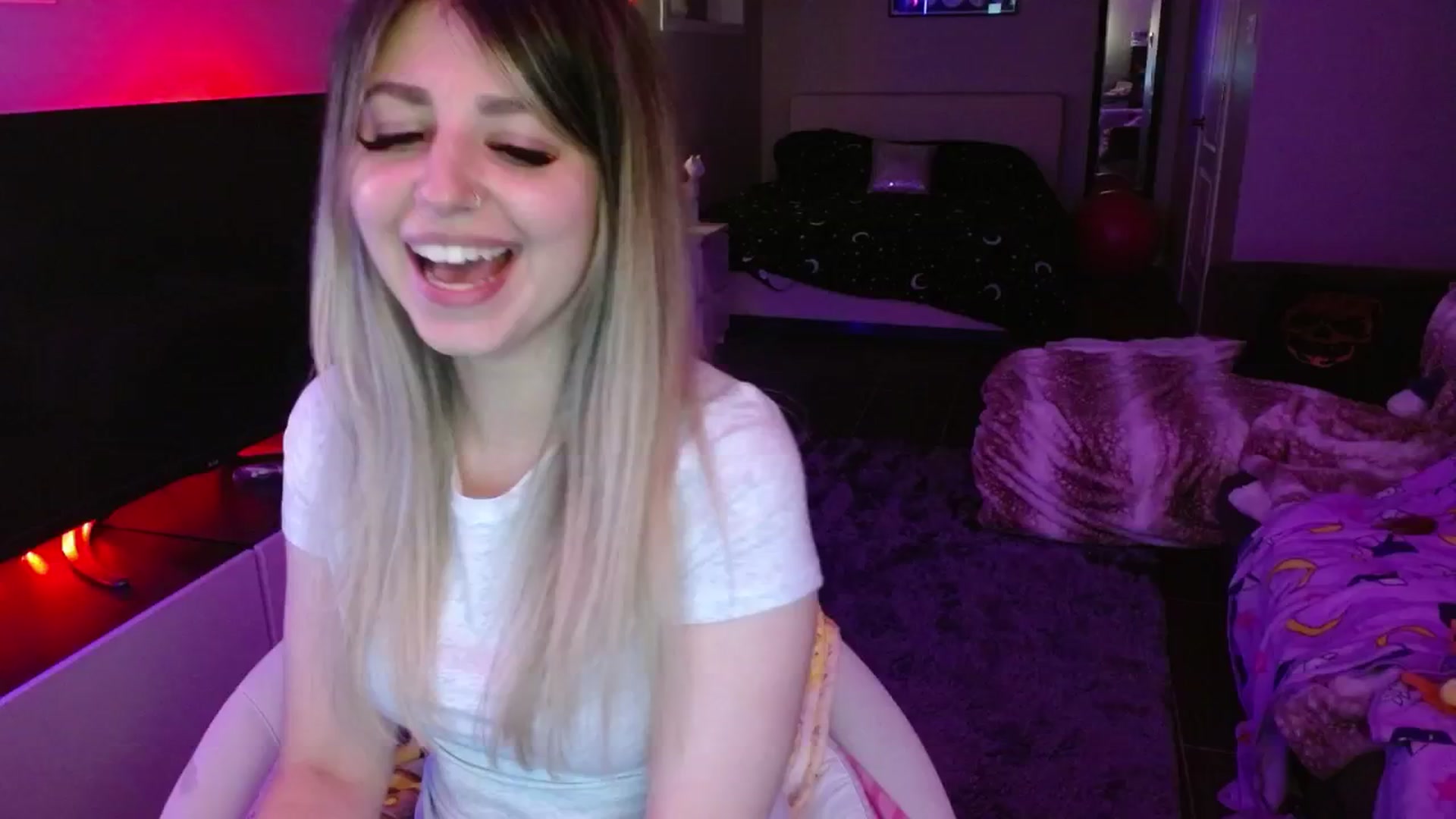 Gallery image thumbnail from Serafina's myfreecams stream on, 06/27/2024, 06:27 image 13 of 20