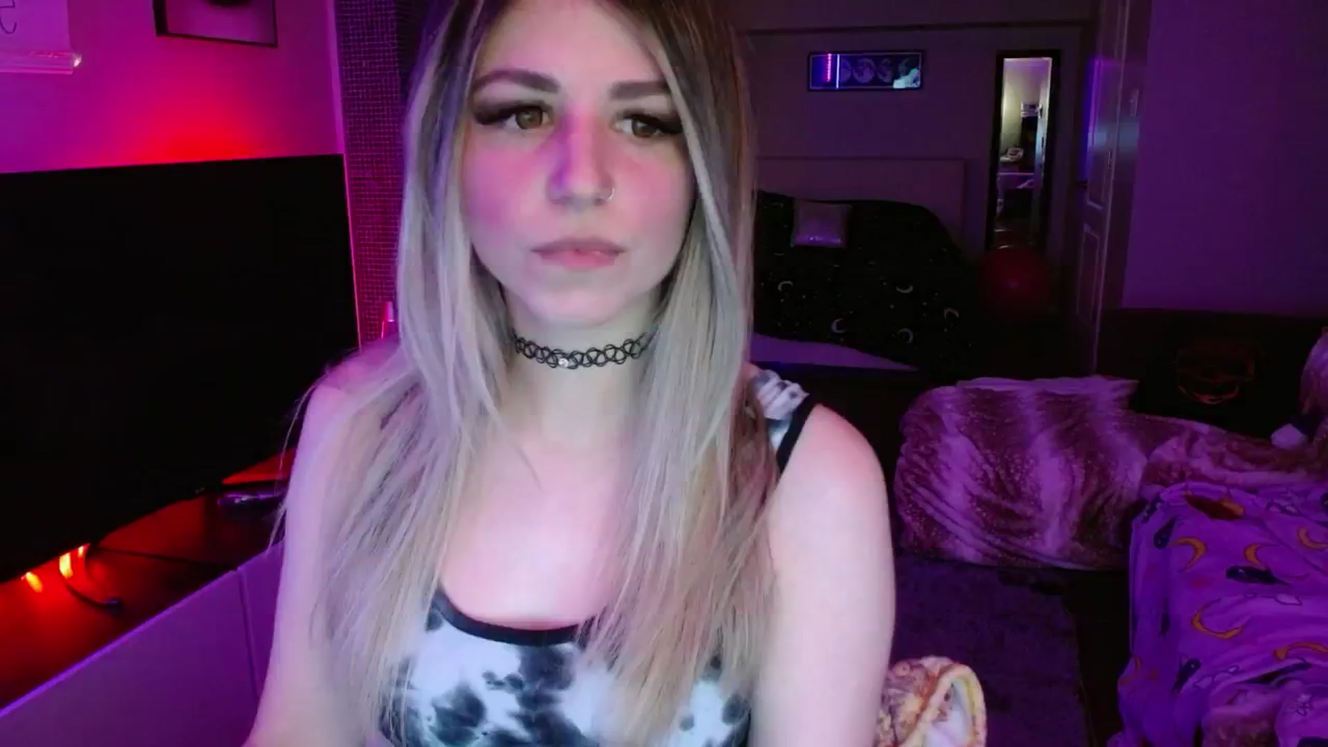 Gallery image thumbnail from Serafina's myfreecams stream on, 06/28/2024, 06:20 image 8 of 20