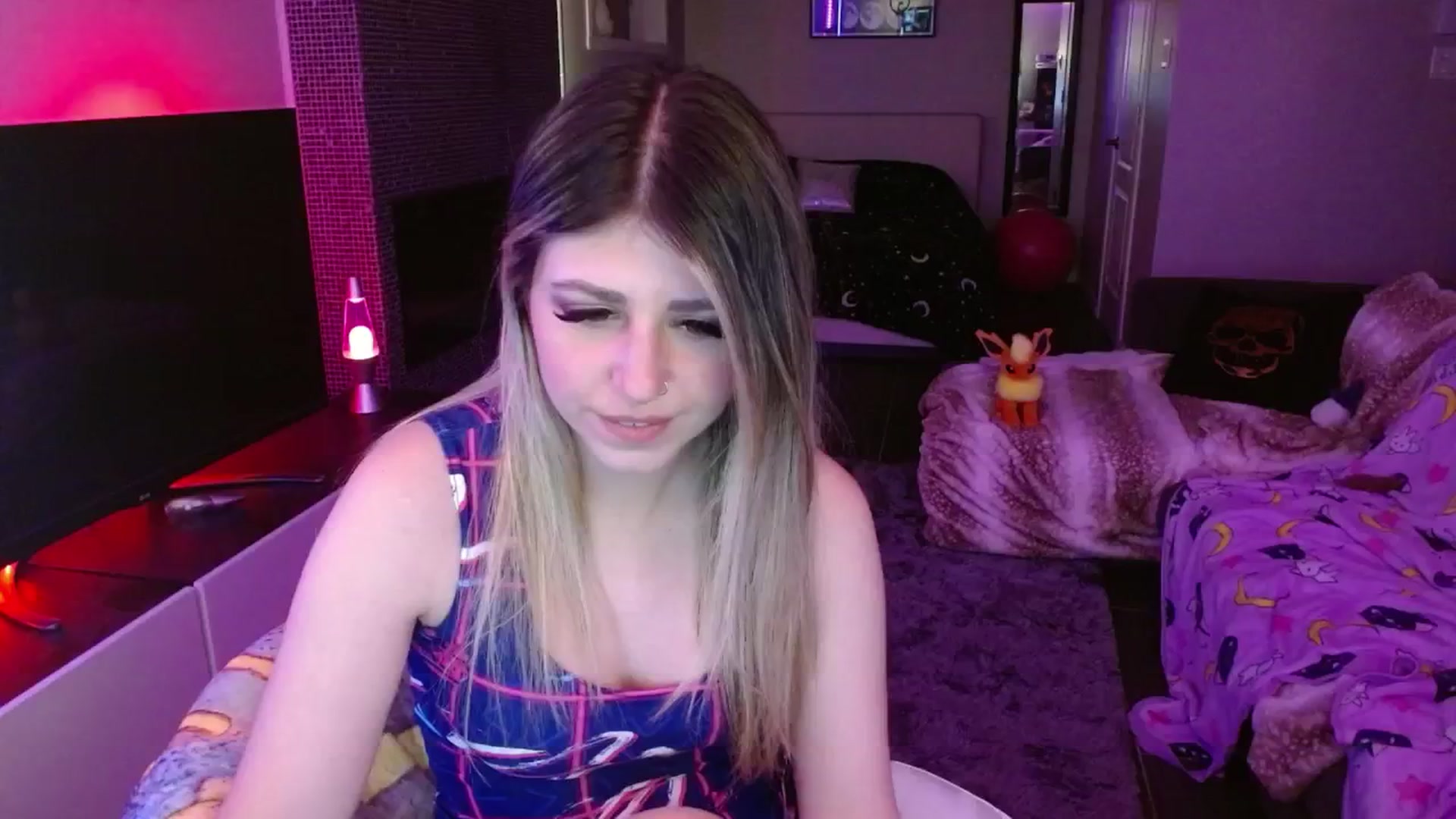 Gallery image thumbnail from Serafina's myfreecams stream on, 06/29/2024, 04:56 image 11 of 20