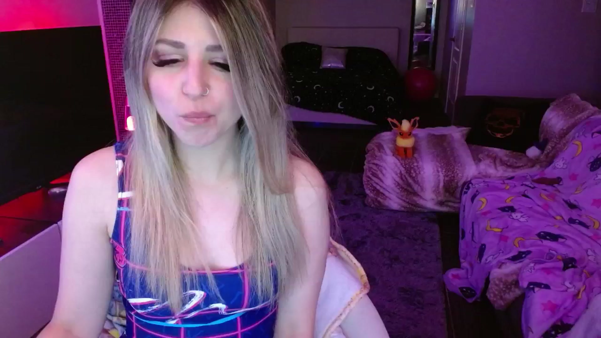 Gallery image thumbnail from Serafina's myfreecams stream on, 06/29/2024, 04:56 image 15 of 20