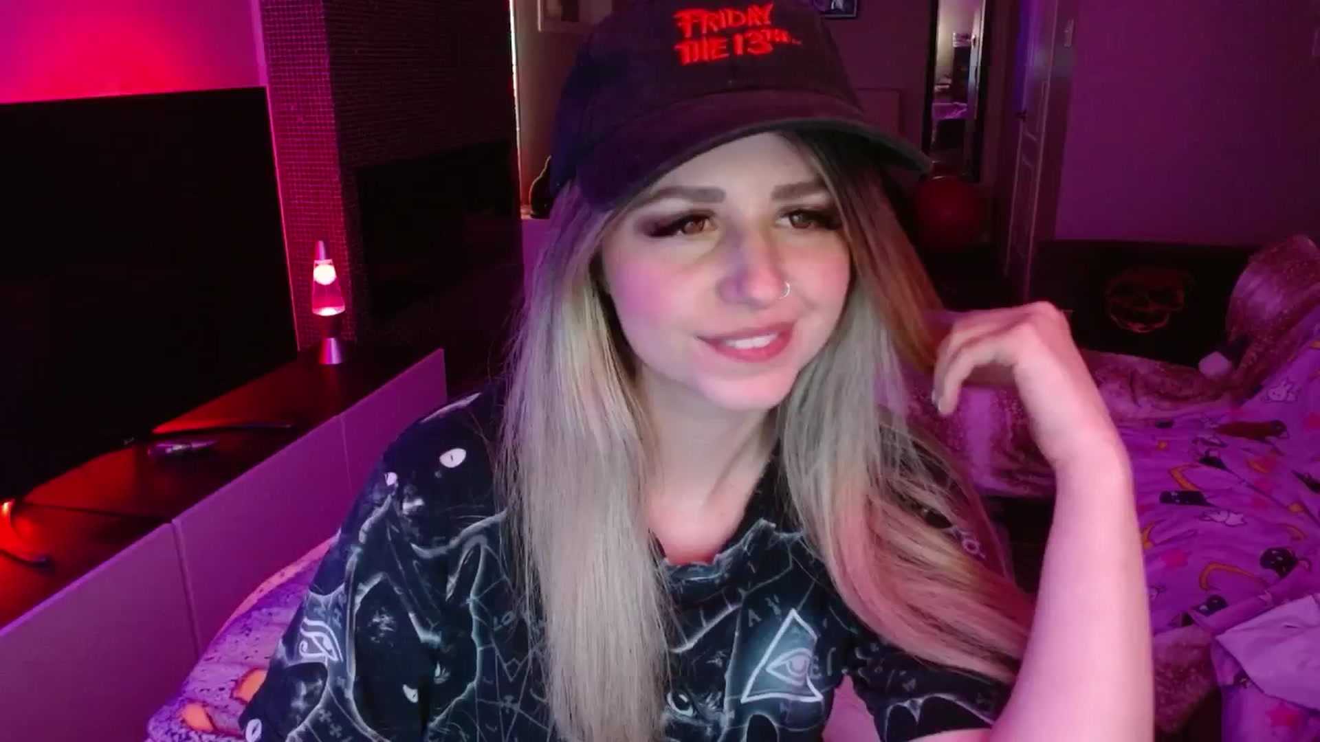 Gallery image thumbnail from Serafina's myfreecams stream on, 06/29/2024, 07:39 image 4 of 20