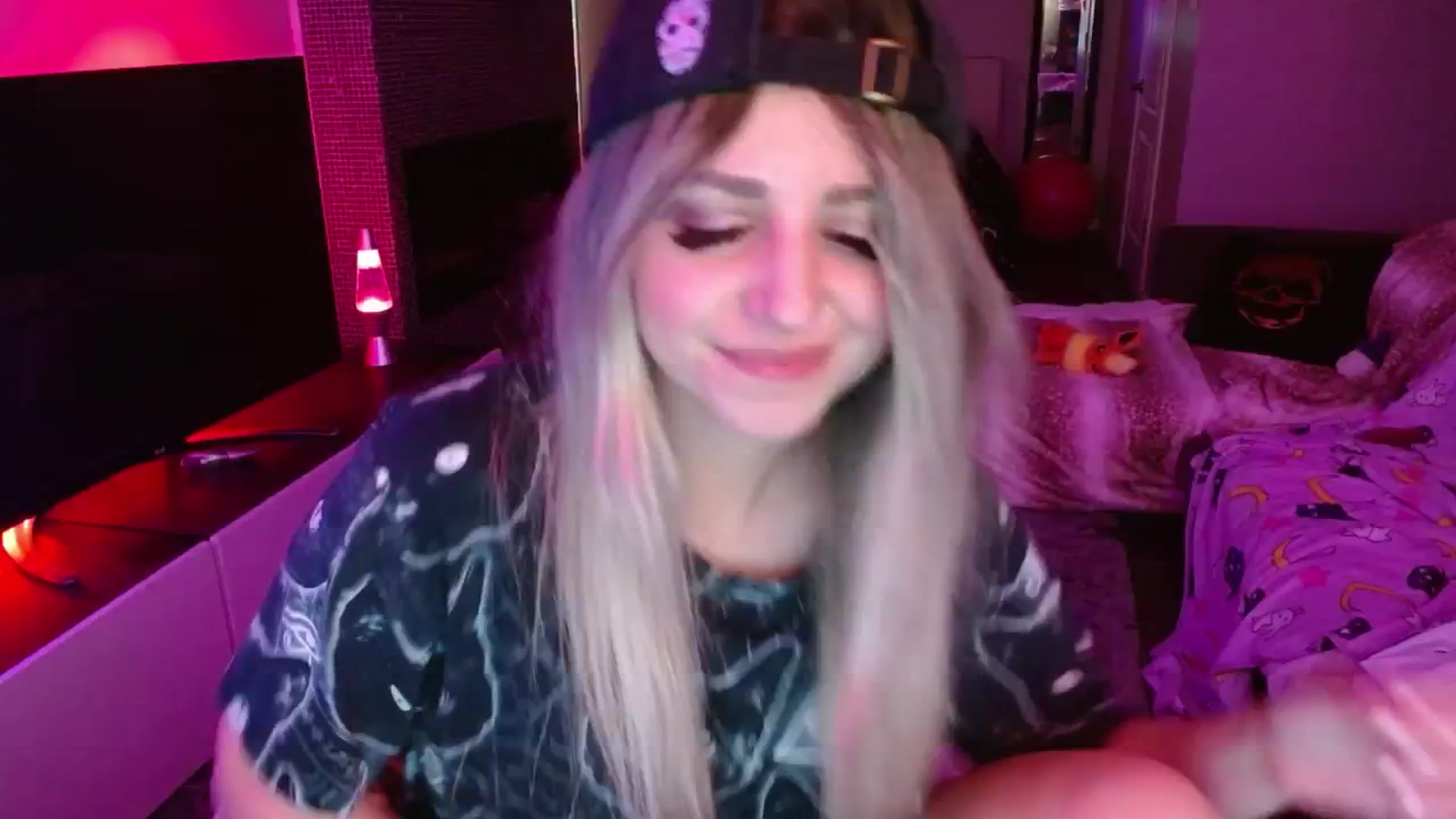 Gallery image thumbnail from Serafina's myfreecams stream on, 06/29/2024, 07:39 image 20 of 20