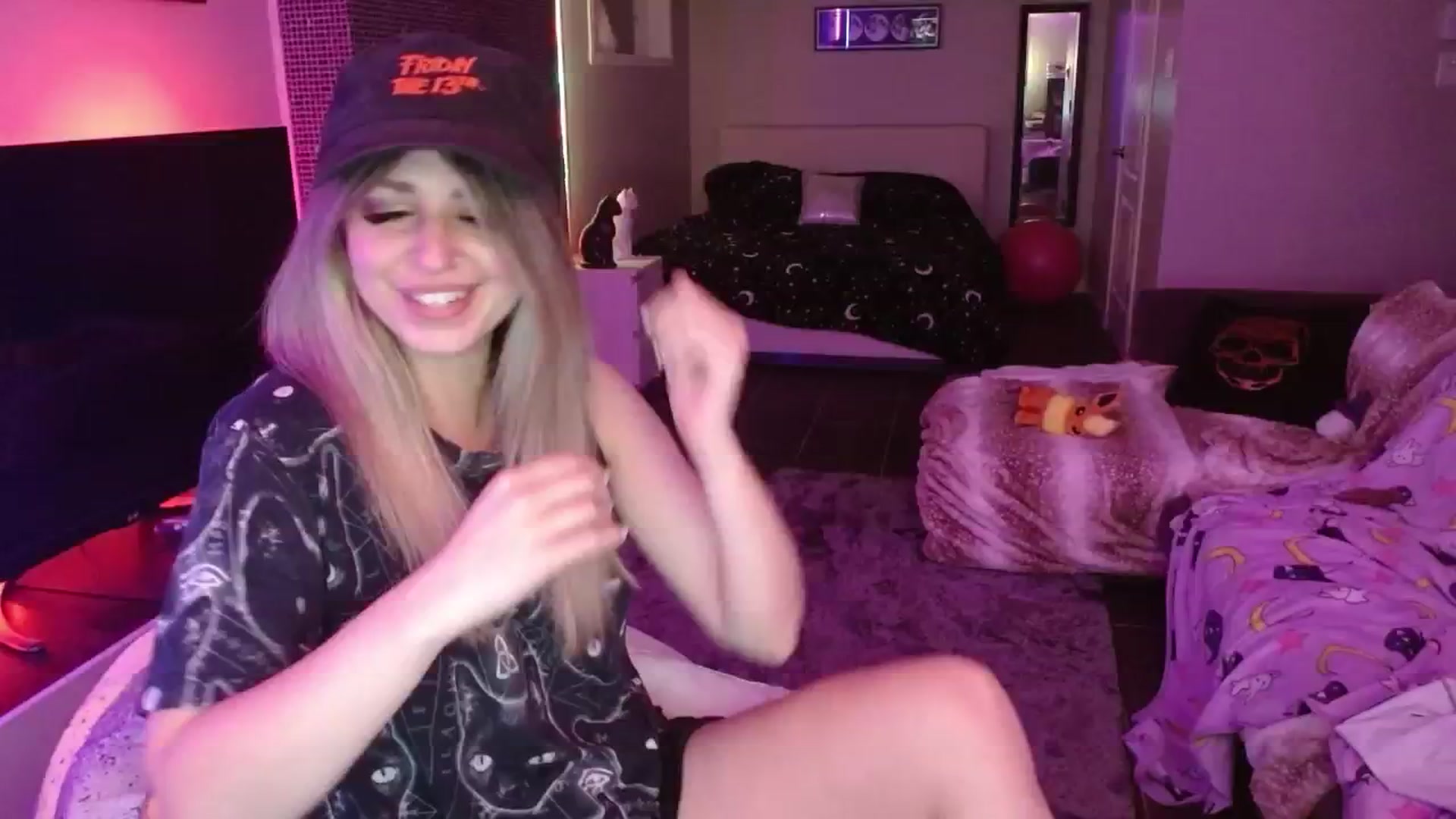 Gallery image thumbnail from Serafina's myfreecams stream on, 06/29/2024, 07:39 image 3 of 20