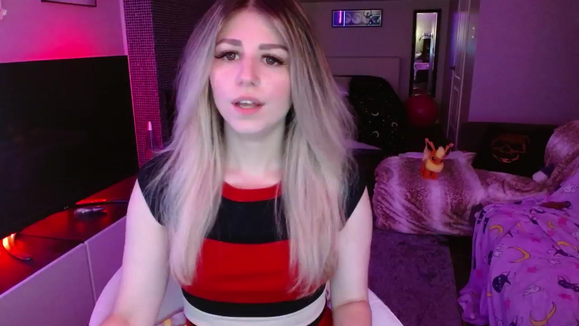 Gallery image thumbnail from Serafina's myfreecams stream on, 07/01/2024, 01:17 image 18 of 20