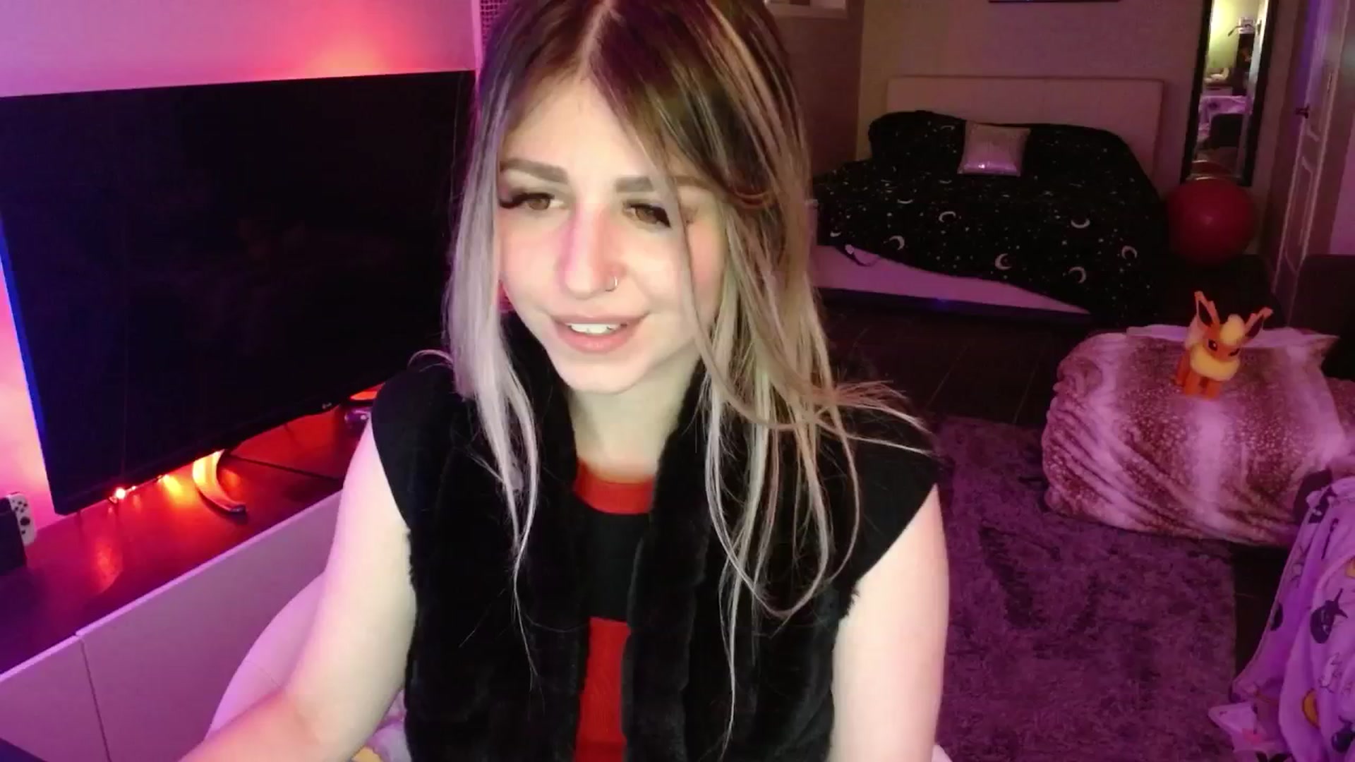 Gallery image thumbnail from Serafina's myfreecams stream on, 07/01/2024, 07:07 image 4 of 20