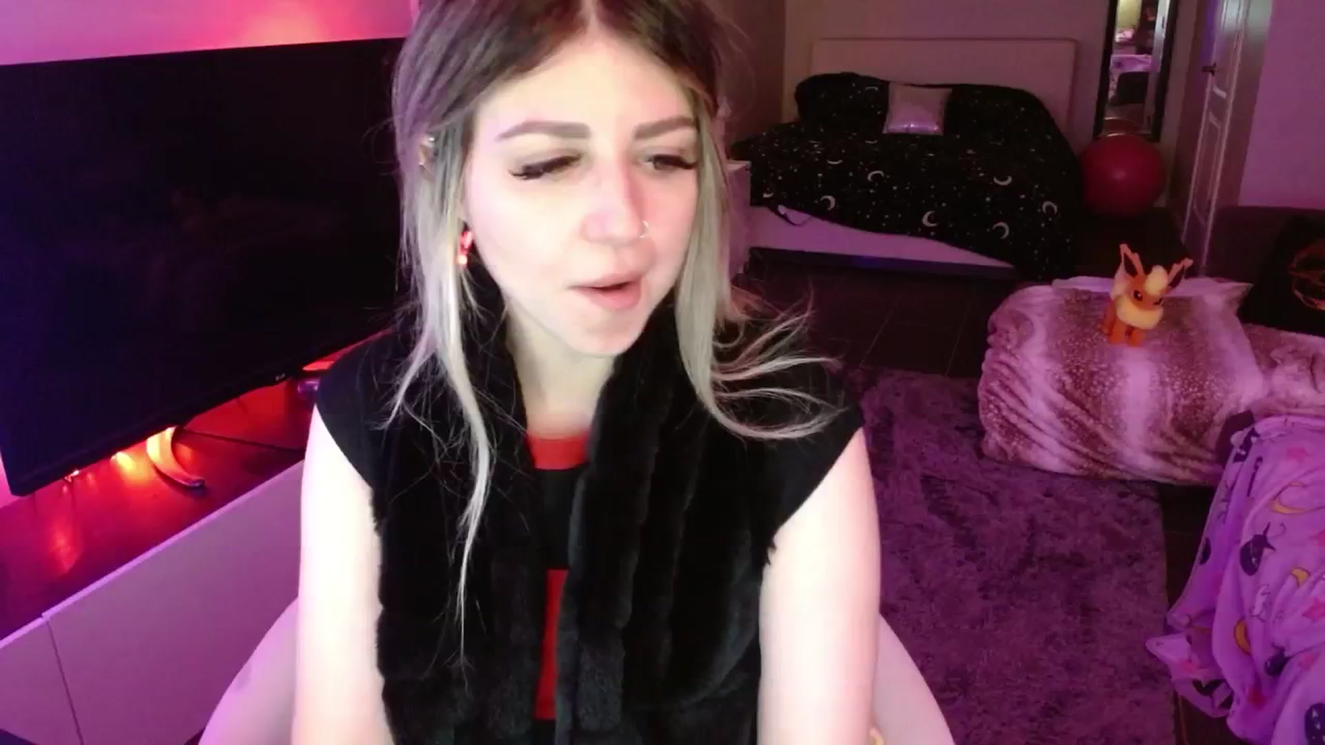 Gallery image thumbnail from Serafina's myfreecams stream on, 07/01/2024, 07:07 image 9 of 20