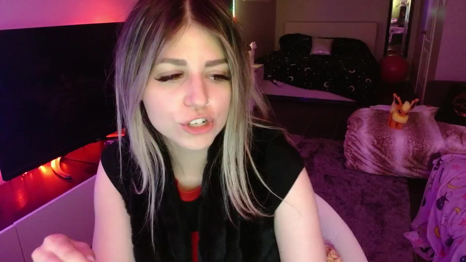 Gallery image thumbnail from Serafina's myfreecams stream on, 07/01/2024, 07:07 image 17 of 20