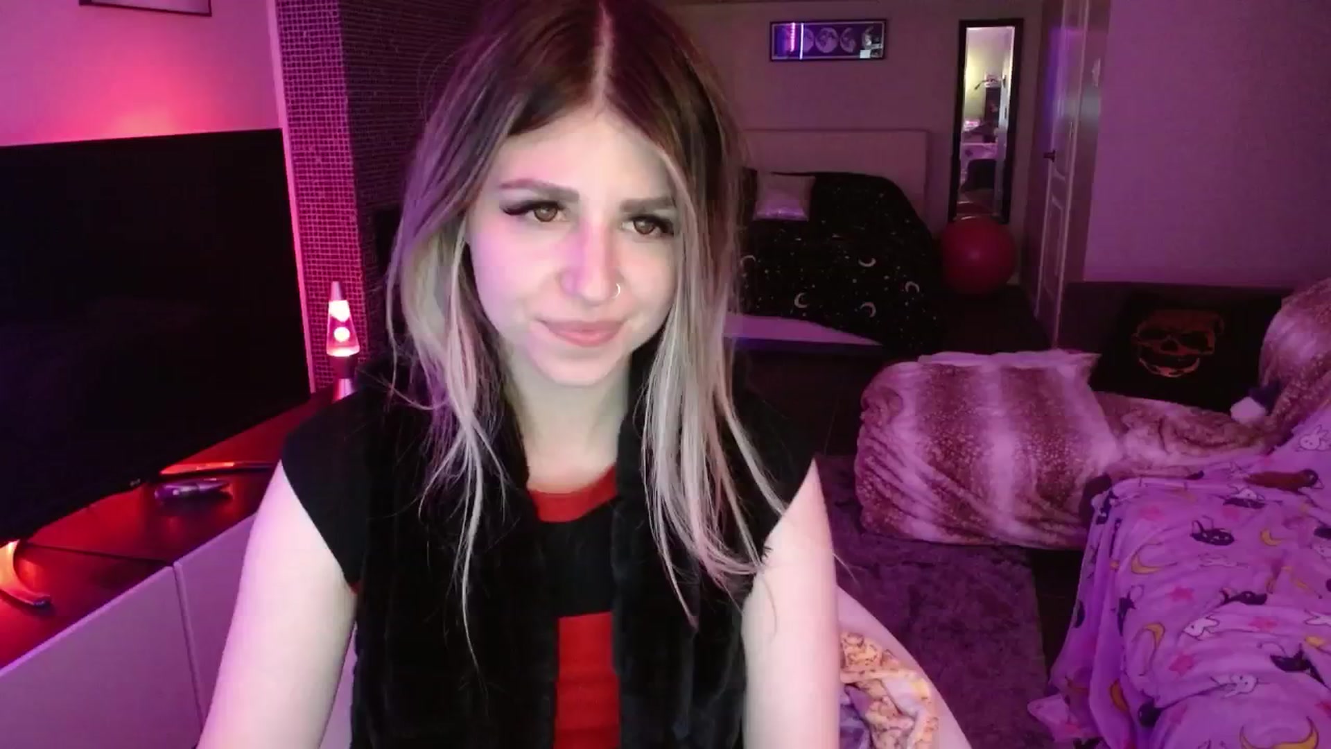 Gallery image thumbnail from Serafina's myfreecams stream on, 07/01/2024, 07:07 image 20 of 20
