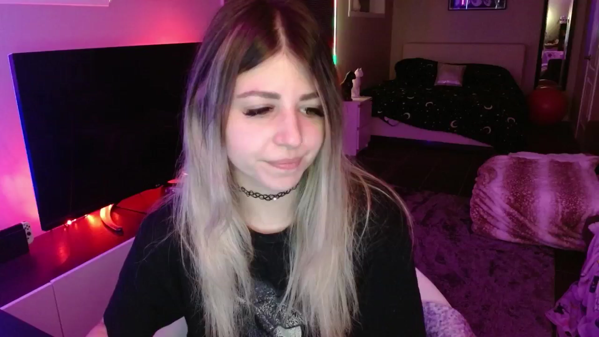 Gallery image thumbnail from Serafina's myfreecams stream on, 07/04/2024, 03:57 image 7 of 20