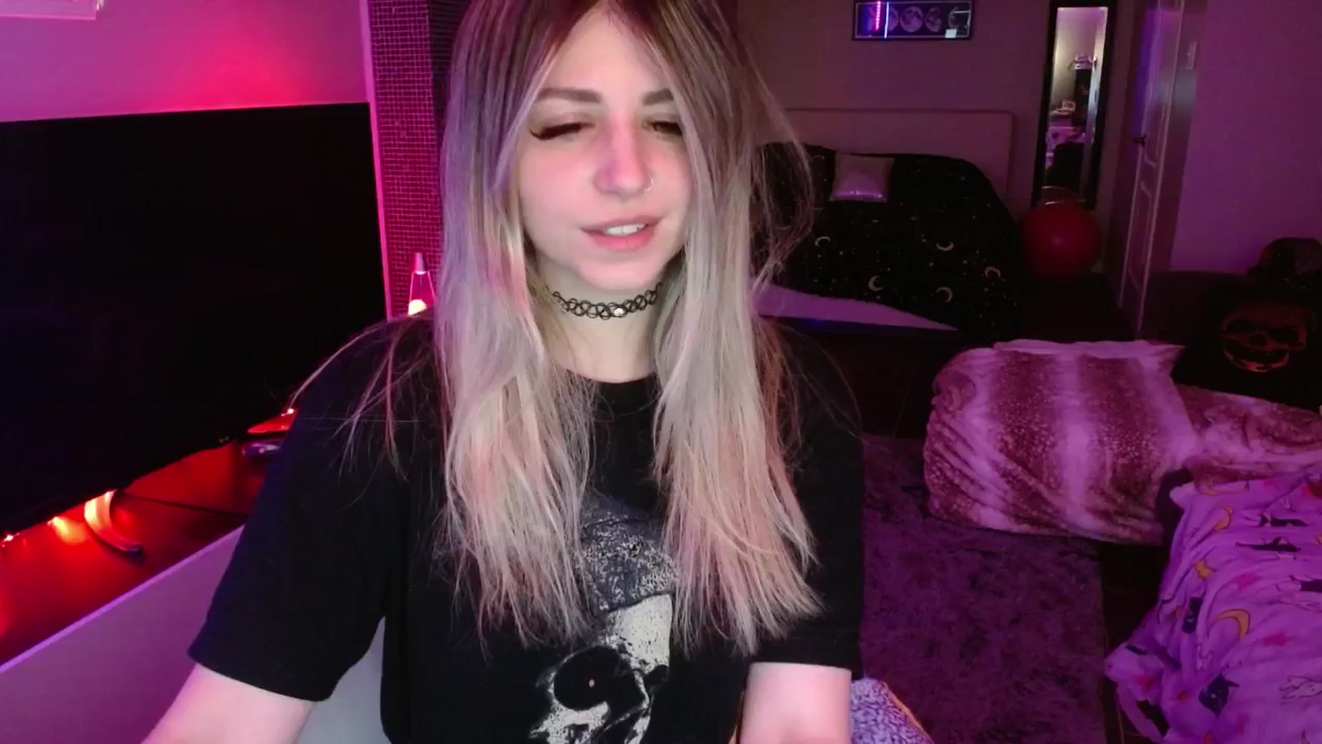 Gallery image thumbnail from Serafina's myfreecams stream on, 07/04/2024, 03:57 image 19 of 20