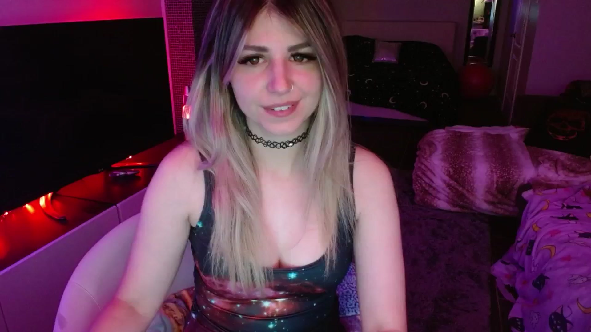 Gallery image thumbnail from Serafina's myfreecams stream on, 07/04/2024, 04:14 image 14 of 20