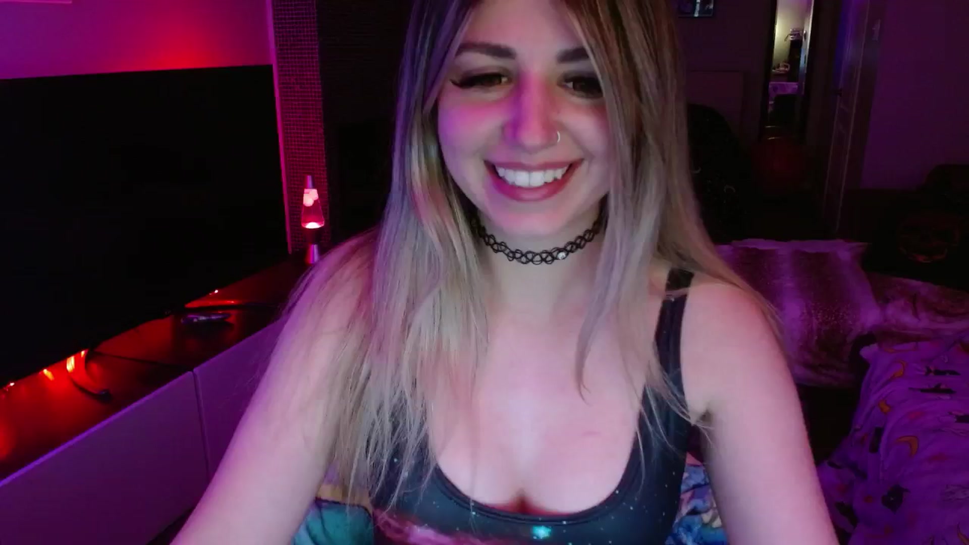 Gallery image thumbnail from Serafina's myfreecams stream on, 07/04/2024, 05:45 image 14 of 20