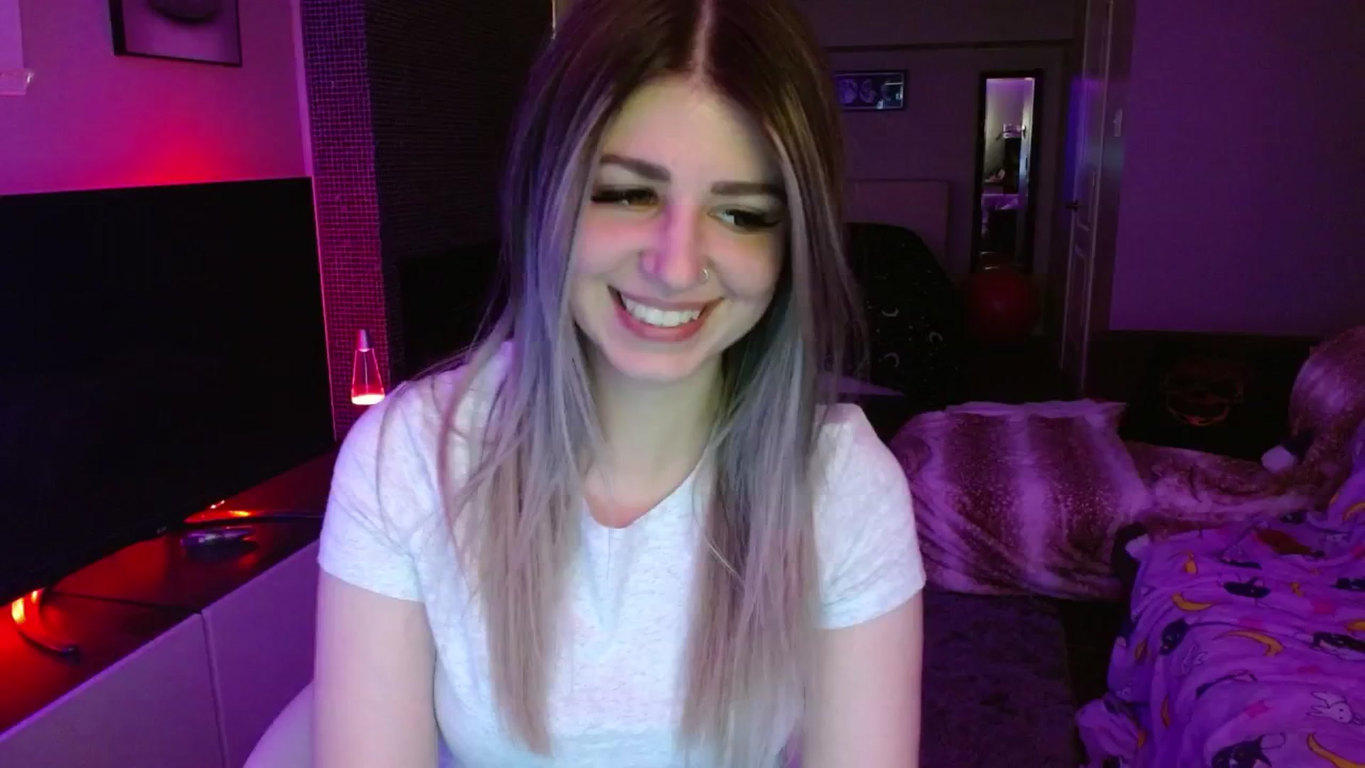 Gallery image thumbnail from Serafina's myfreecams stream on, 07/06/2024, 03:05 image 11 of 20