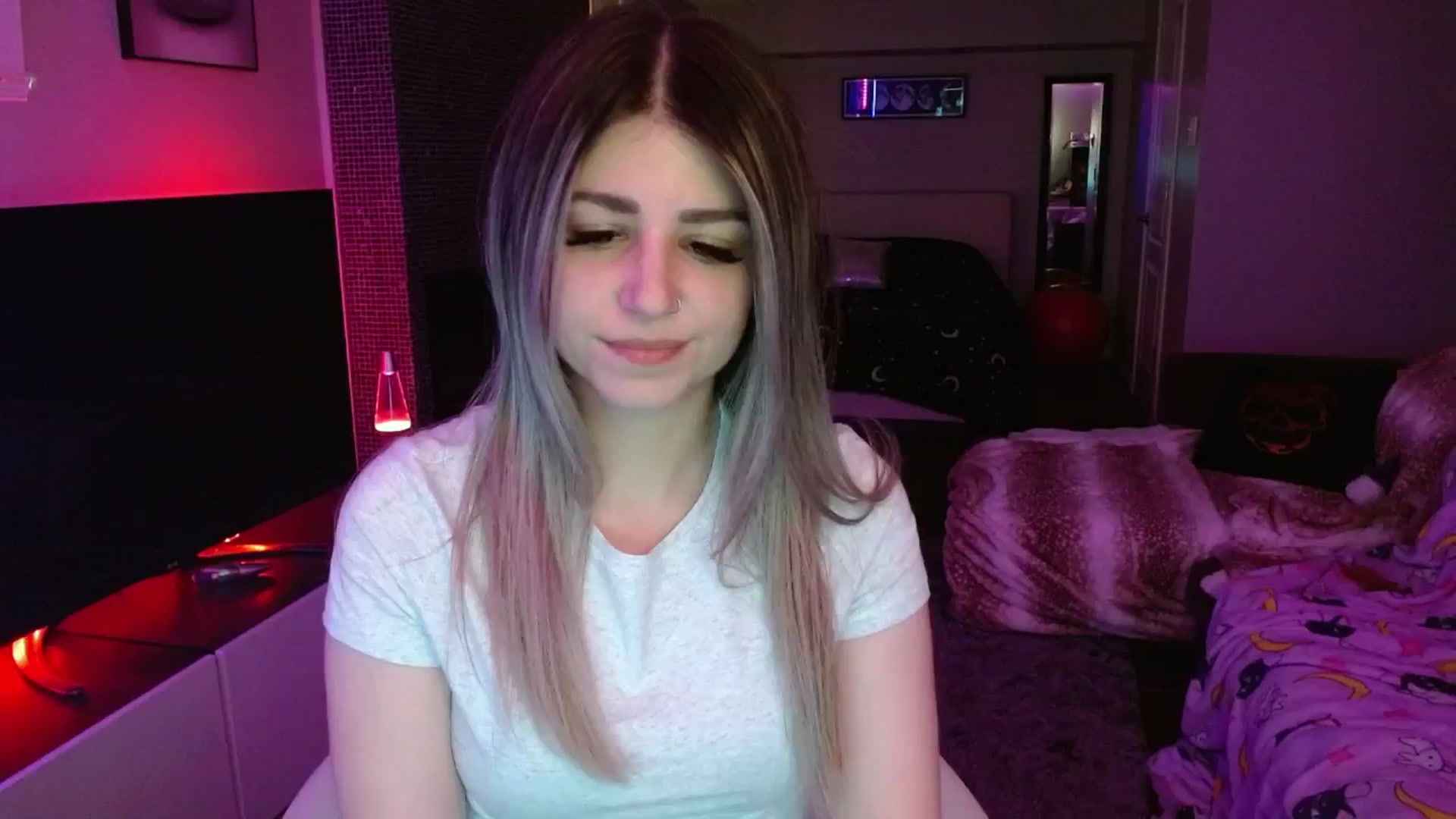 Gallery image thumbnail from Serafina's myfreecams stream on, 07/06/2024, 03:05 image 12 of 20