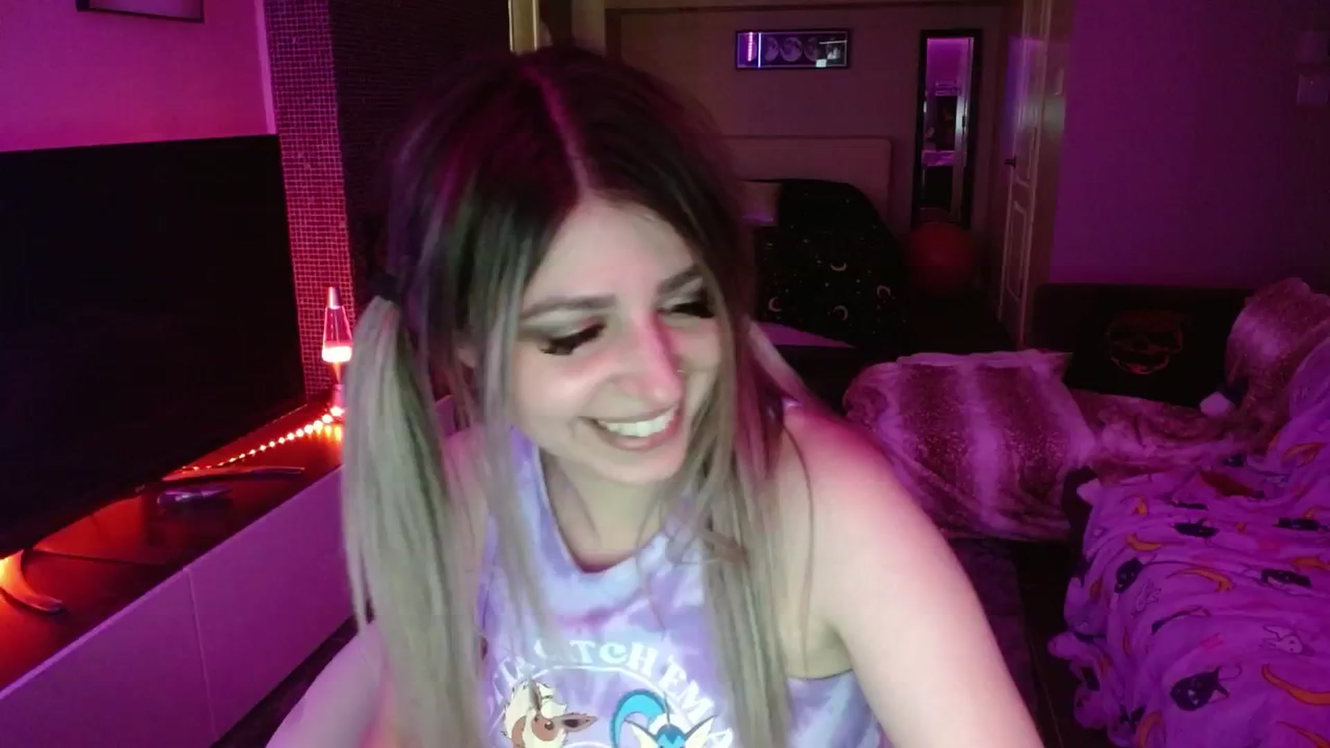 Gallery image thumbnail from Serafina's myfreecams stream on, 07/07/2024, 06:42 image 8 of 20