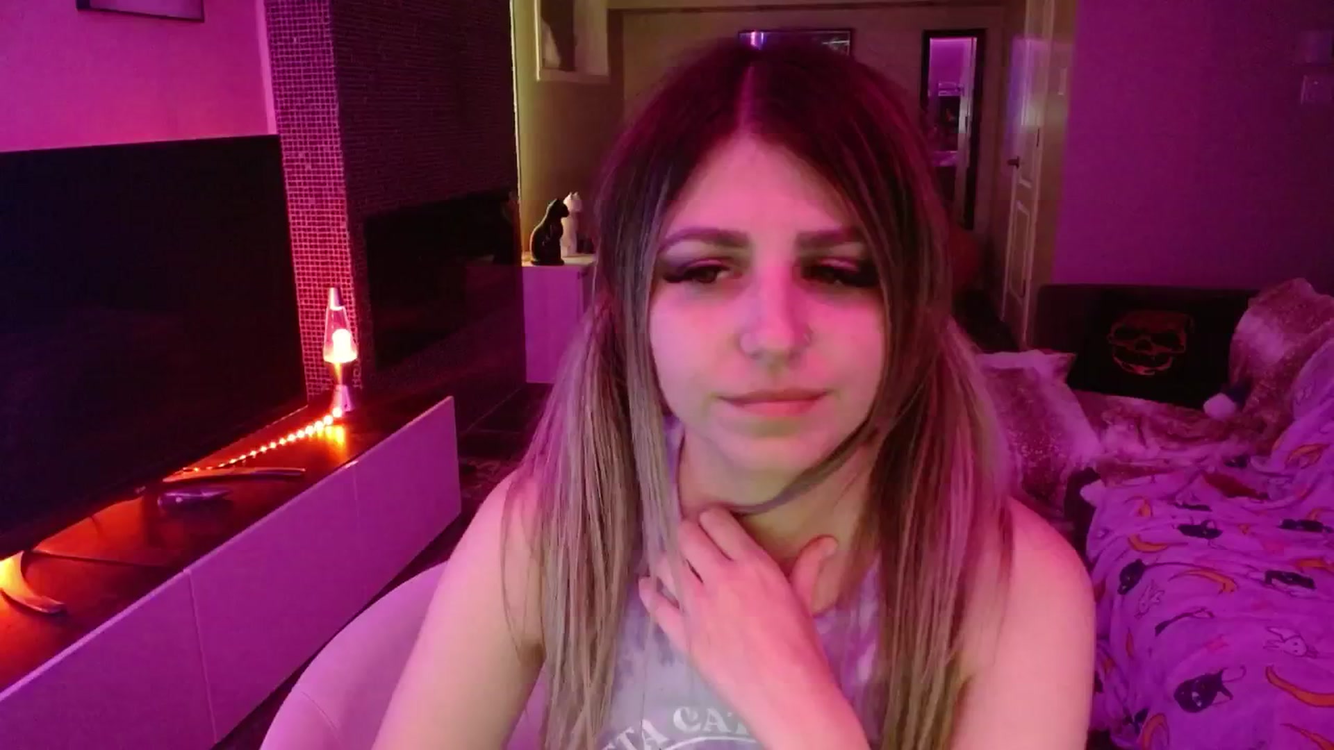 Gallery image thumbnail from Serafina's myfreecams stream on, 07/07/2024, 06:42 image 10 of 20