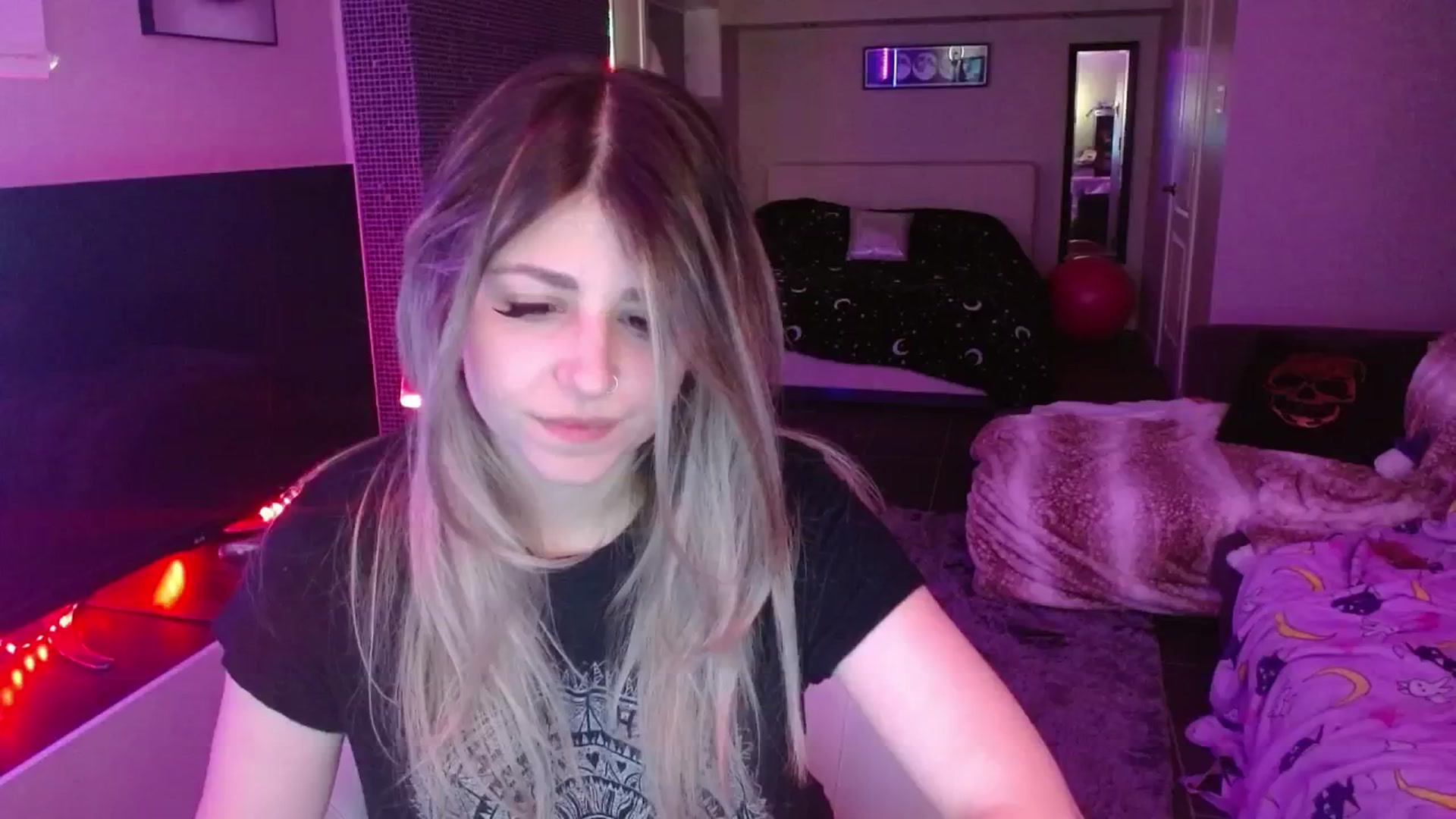 Gallery image thumbnail from Serafina's myfreecams stream on, 07/12/2024, 05:12 image 5 of 20